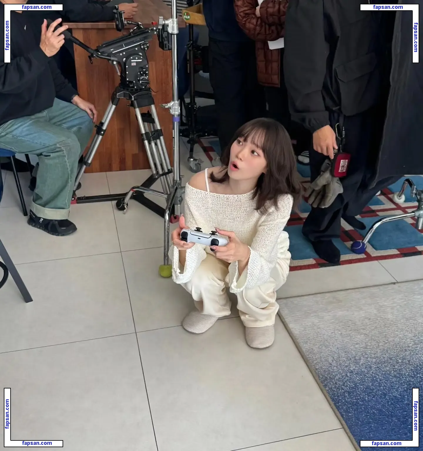 Kim Chaewon 김채원 [Le Sserafim] nude photo #0046 from OnlyFans