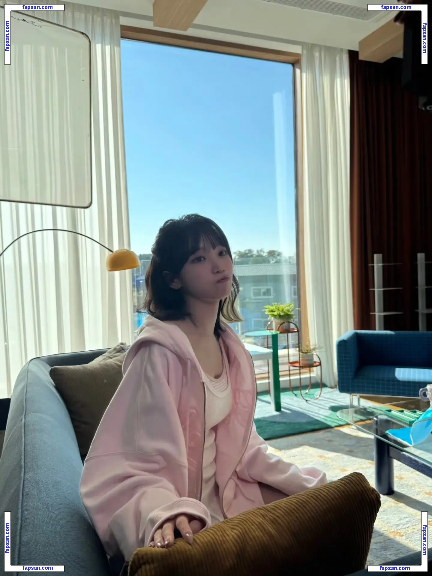 Kim Chaewon 김채원 [Le Sserafim] nude photo #0049 from OnlyFans