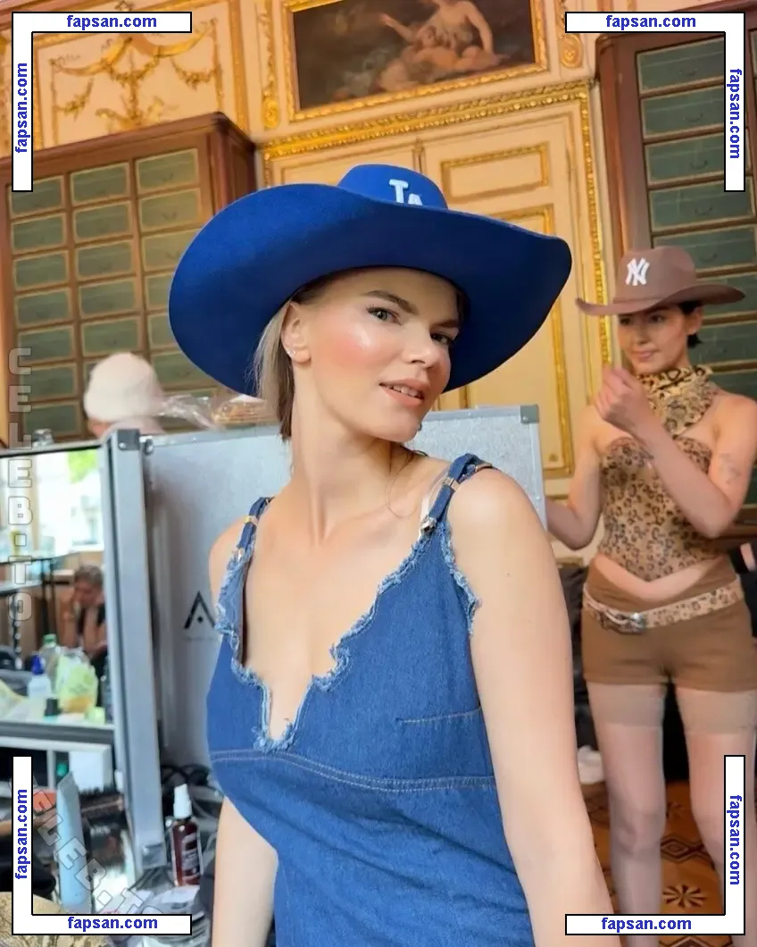 Kim Haus голая фото #0013 с Онлифанс