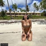 Kim Kardashian nude #9947