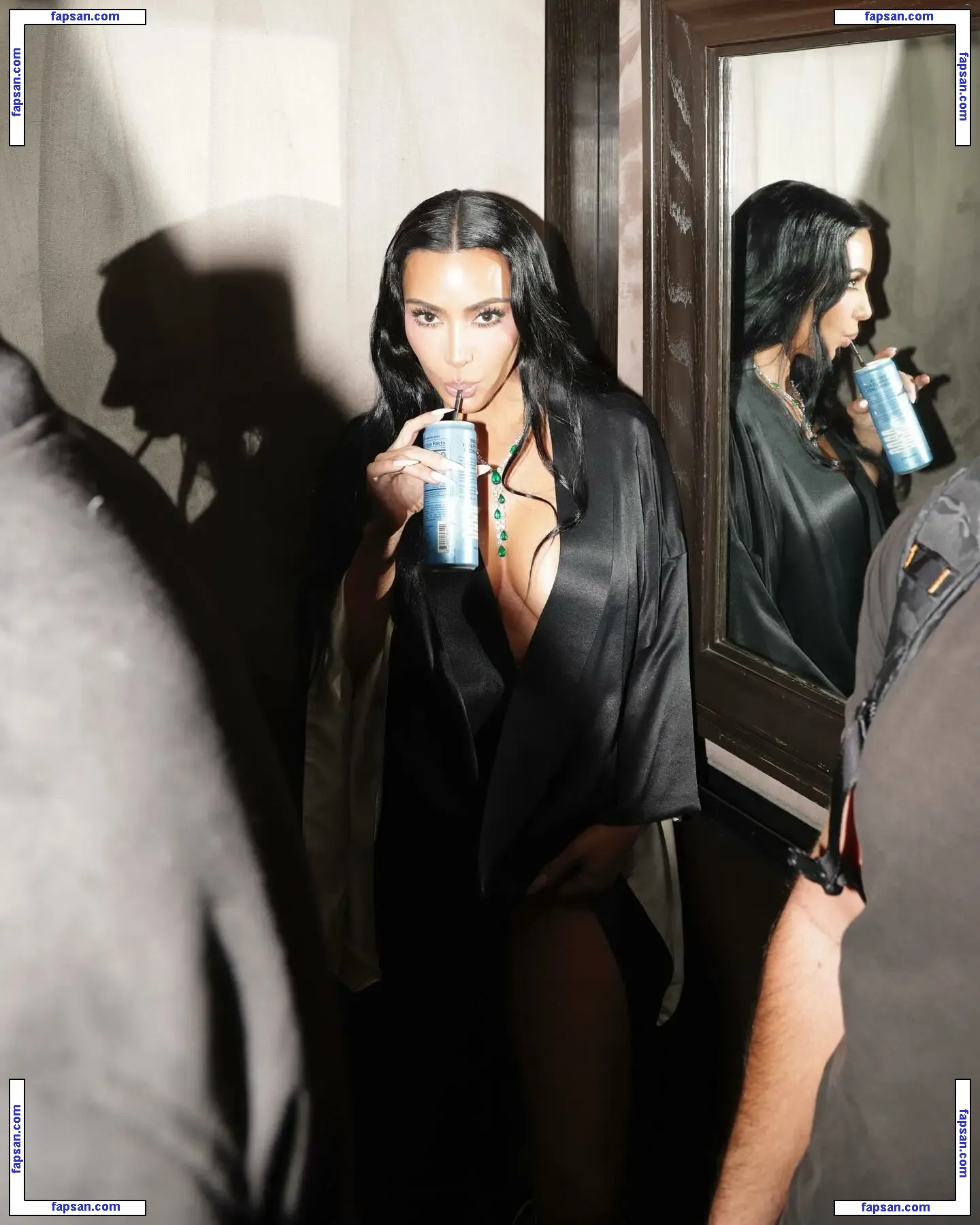 Kim Kardashian голая фото #14198 с Онлифанс