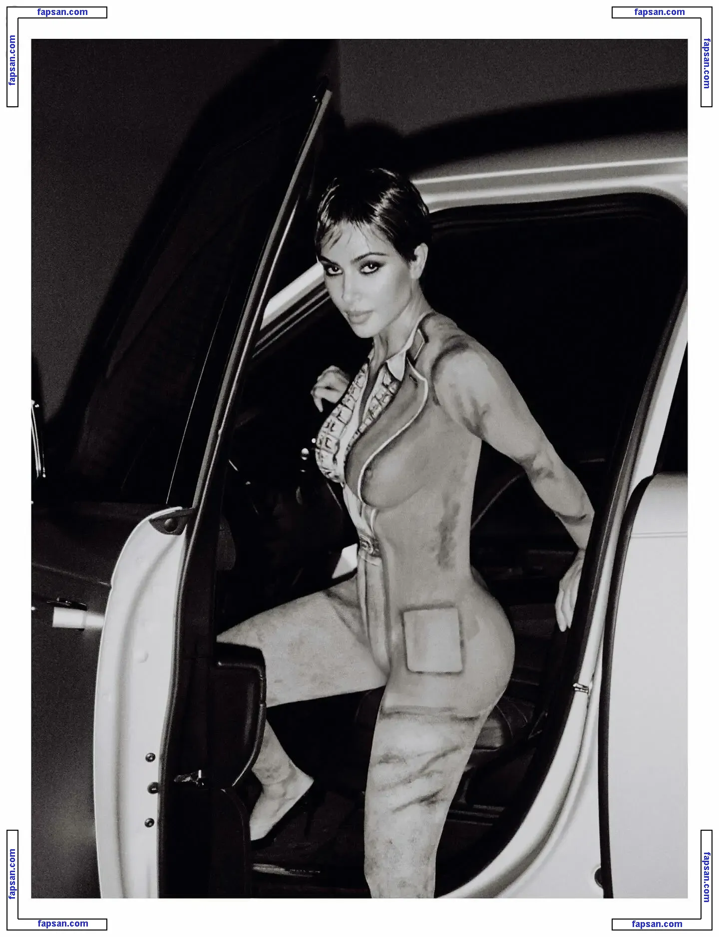 Kim Kardashian голая фото #14232 с Онлифанс