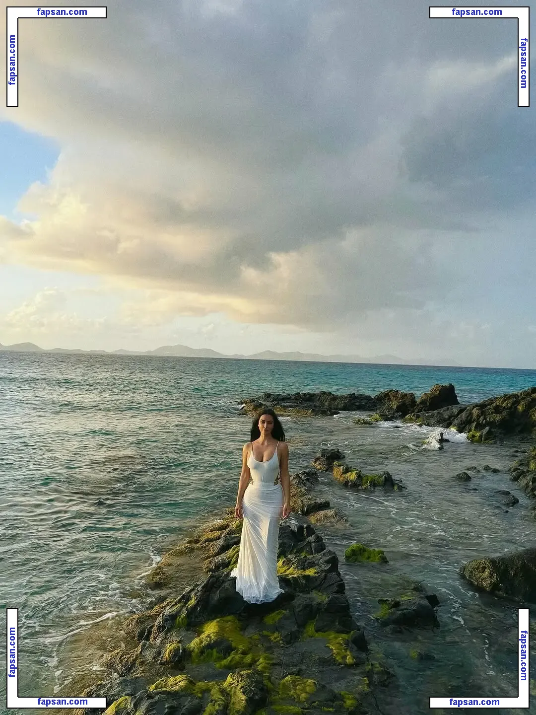 Kim Kardashian голая фото #14305 с Онлифанс