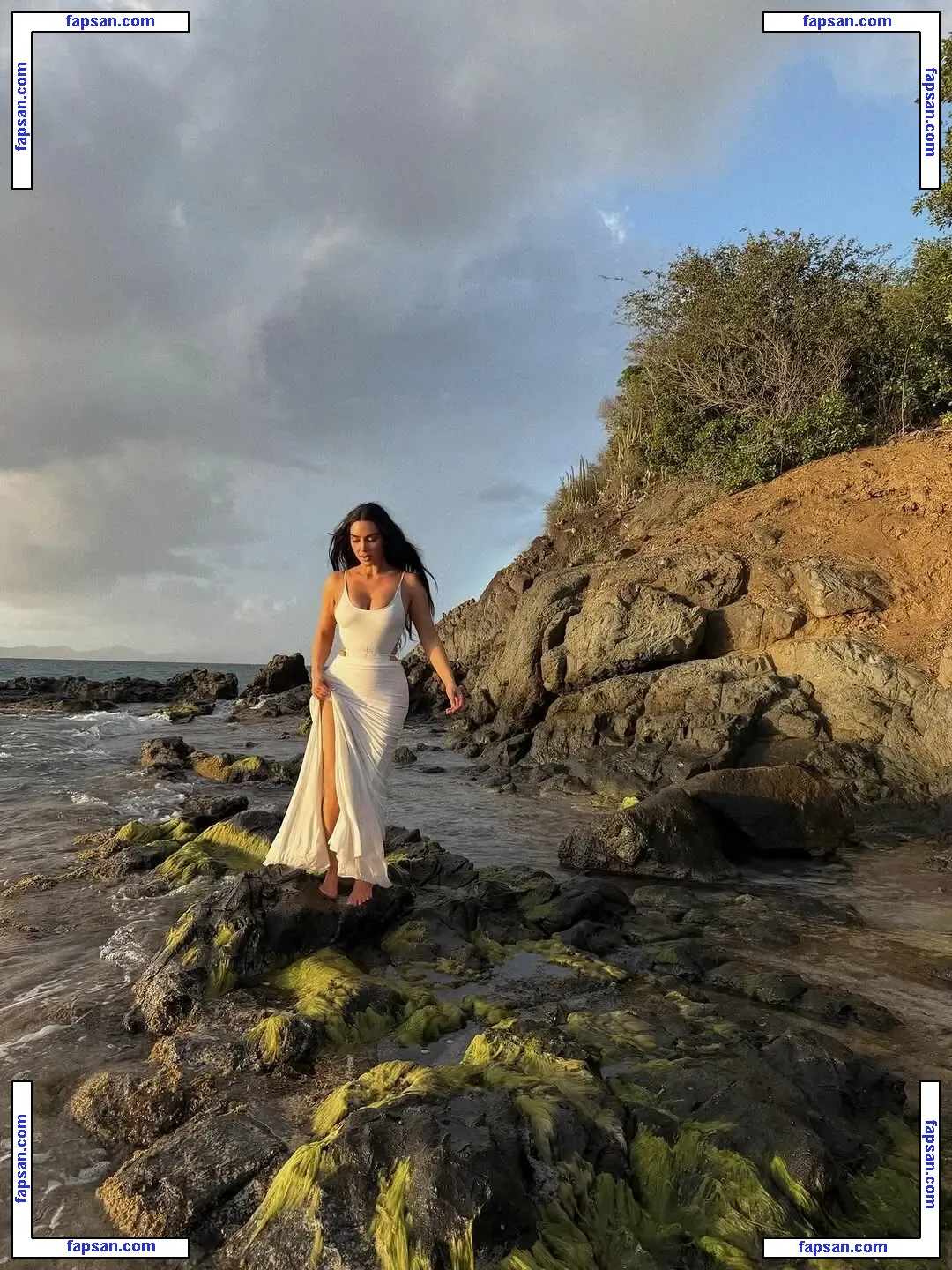 Kim Kardashian голая фото #14306 с Онлифанс