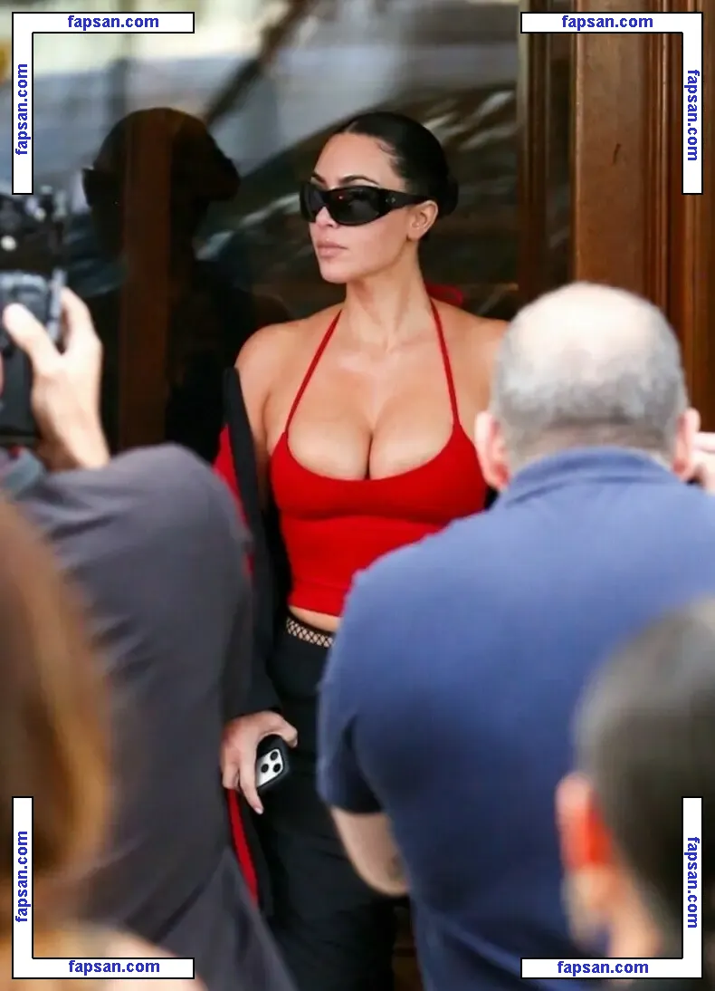 Kim Kardashian голая фото #14329 с Онлифанс