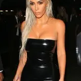Kim Kardashian nude #2129