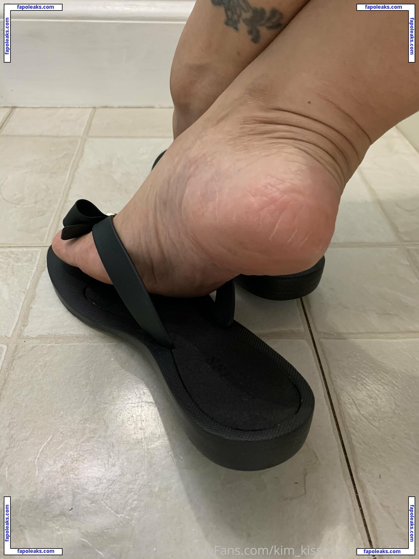 kim_kisses_foot_goddess nude photo #0002 from OnlyFans