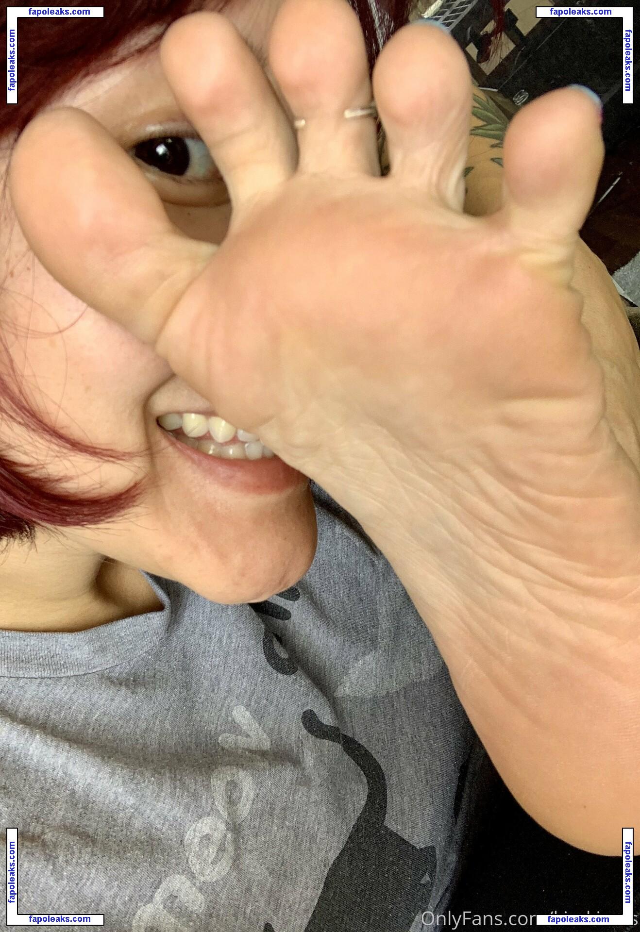 kim_kisses_foot_goddess nude photo #0019 from OnlyFans