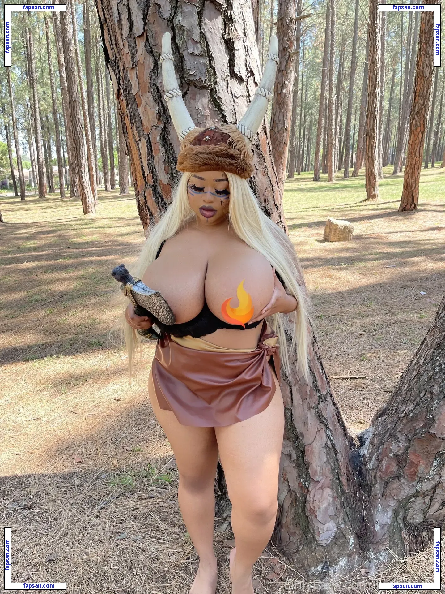 kim-tiddies nude photo #0022 from OnlyFans