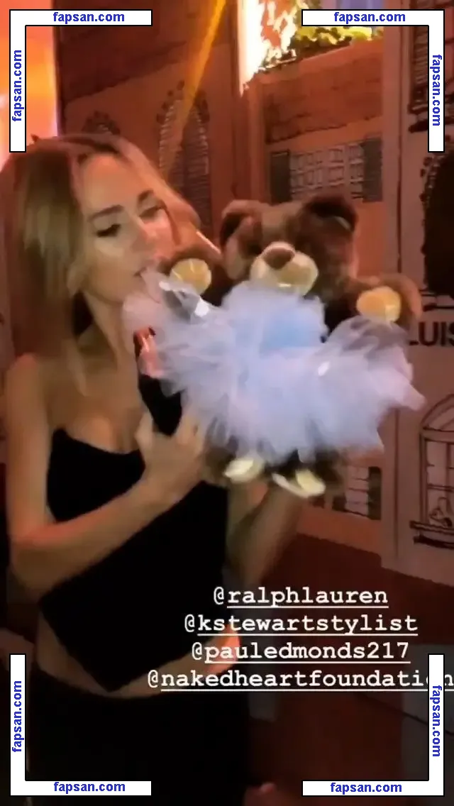 Kimberley Garner nude photo #0009 from OnlyFans