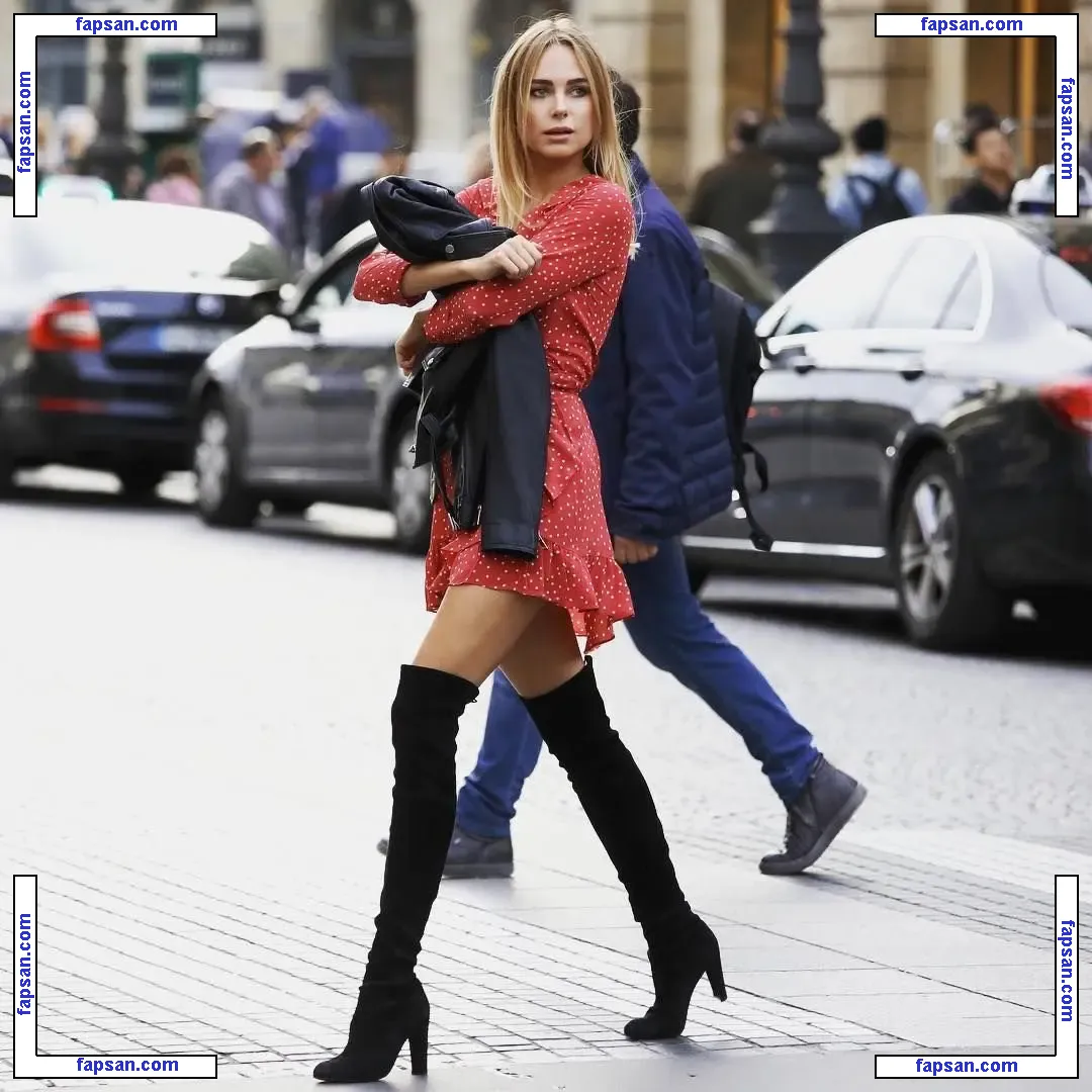 Kimberley Garner nude photo #0462 from OnlyFans
