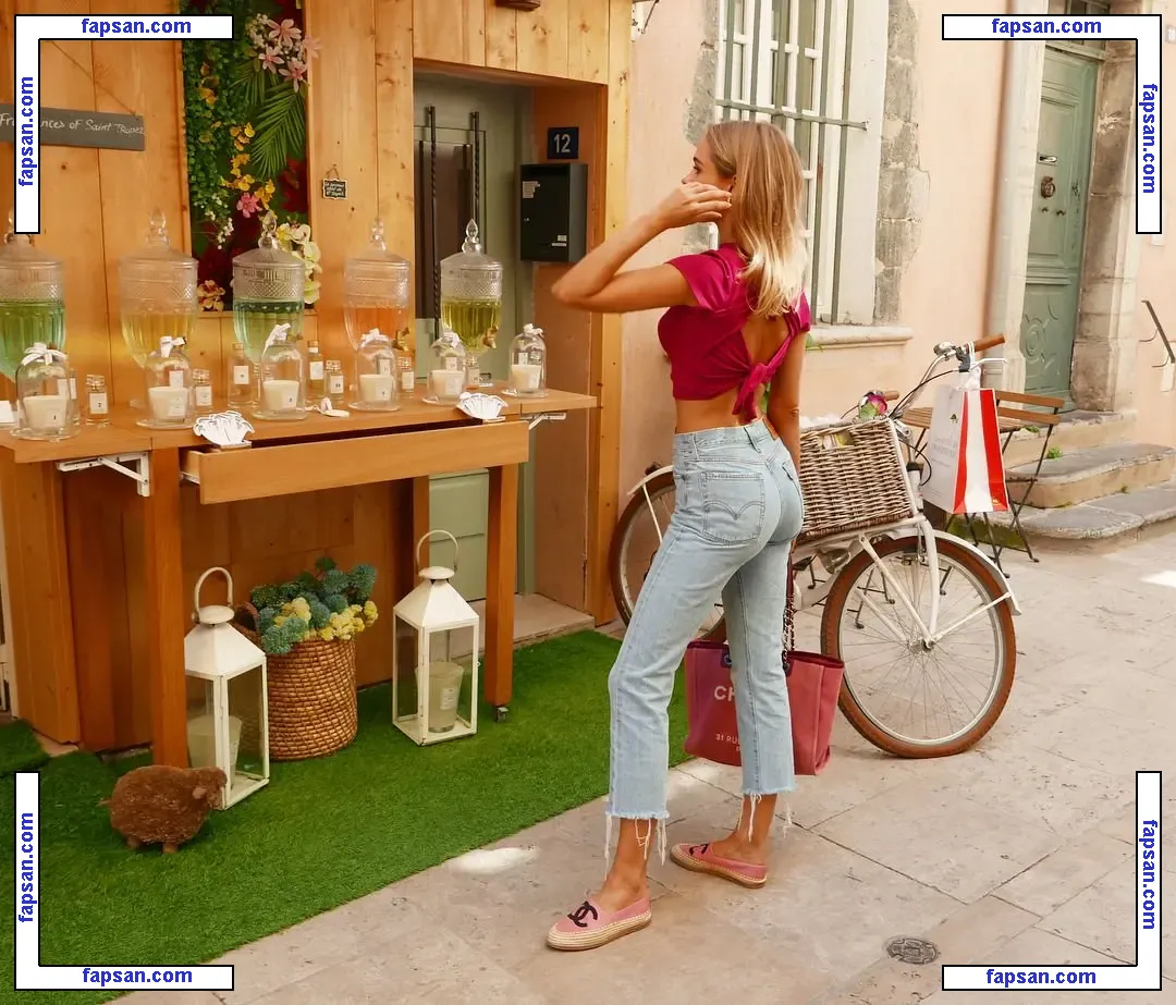 Kimberley Garner nude photo #0828 from OnlyFans