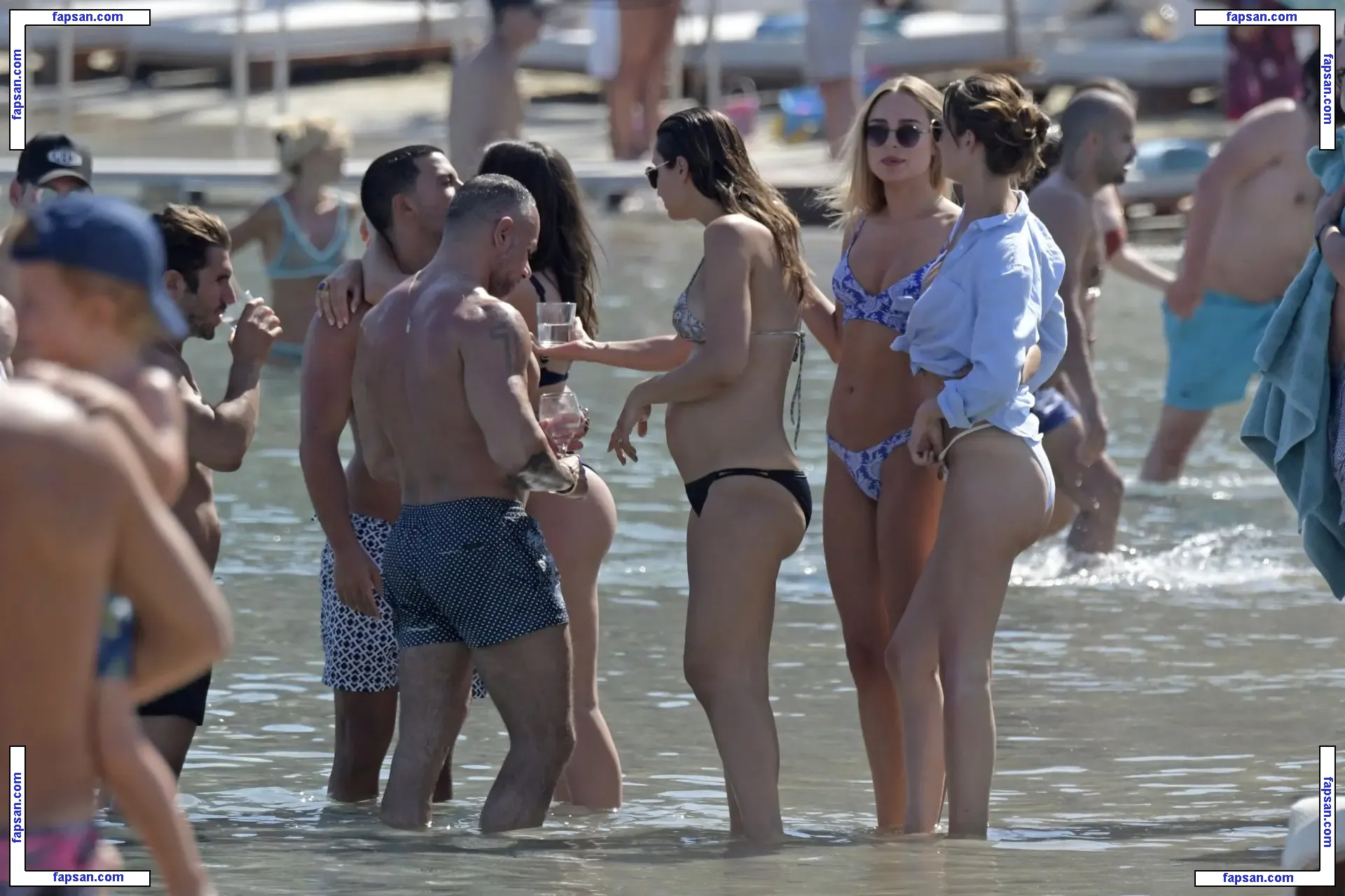 Kimberley Garner nude photo #1286 from OnlyFans