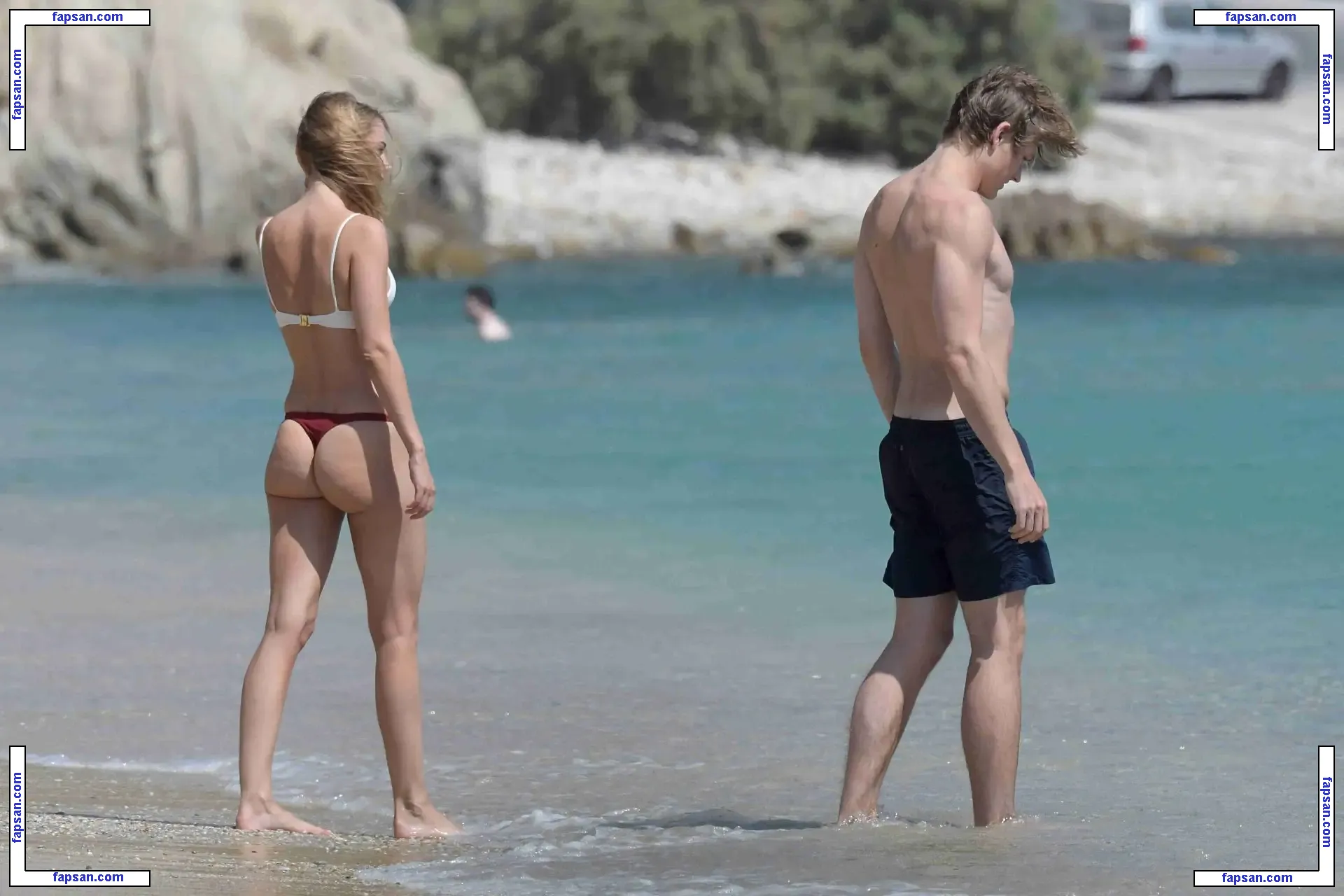 Kimberley Garner nude photo #1425 from OnlyFans