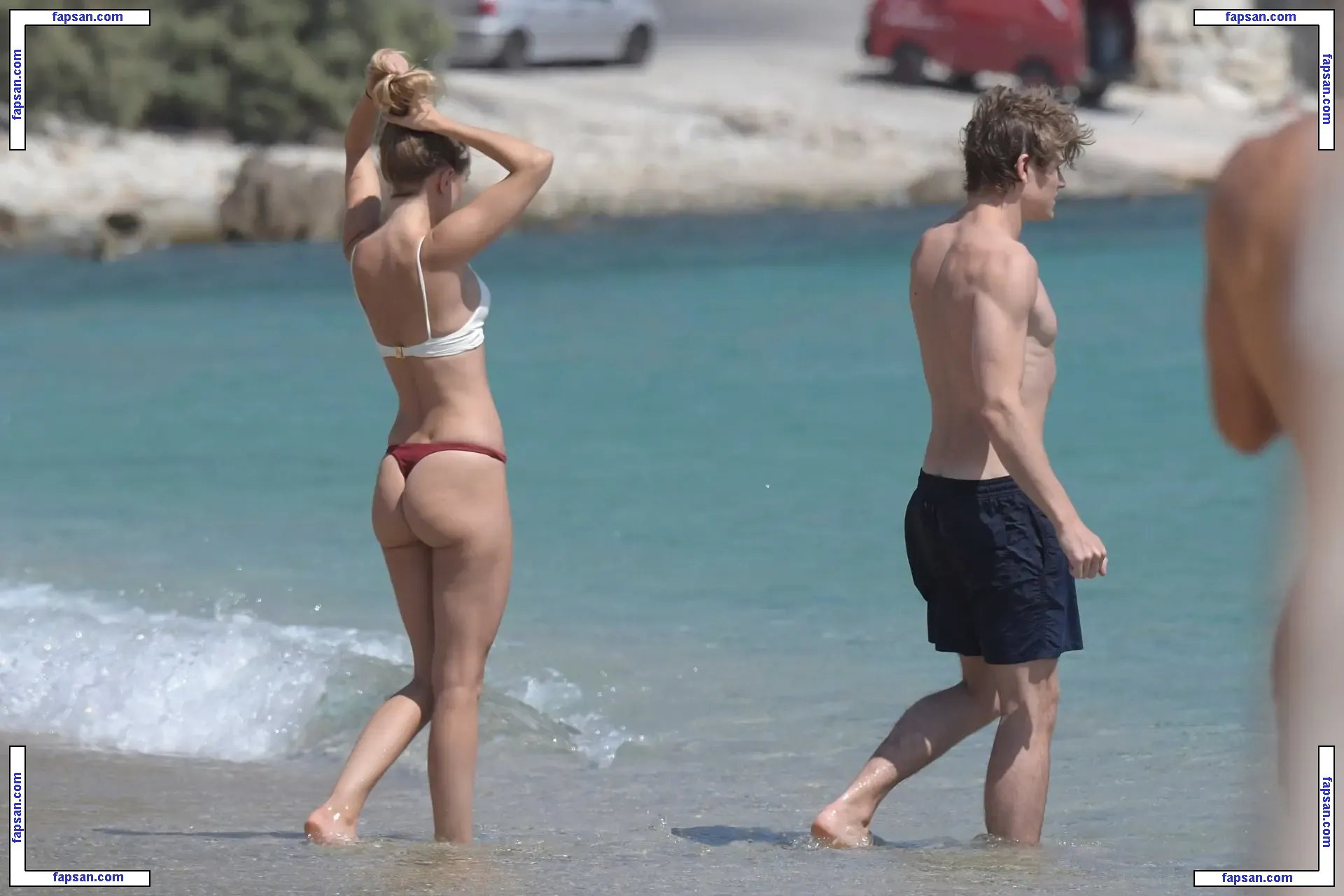 Kimberley Garner nude photo #1428 from OnlyFans