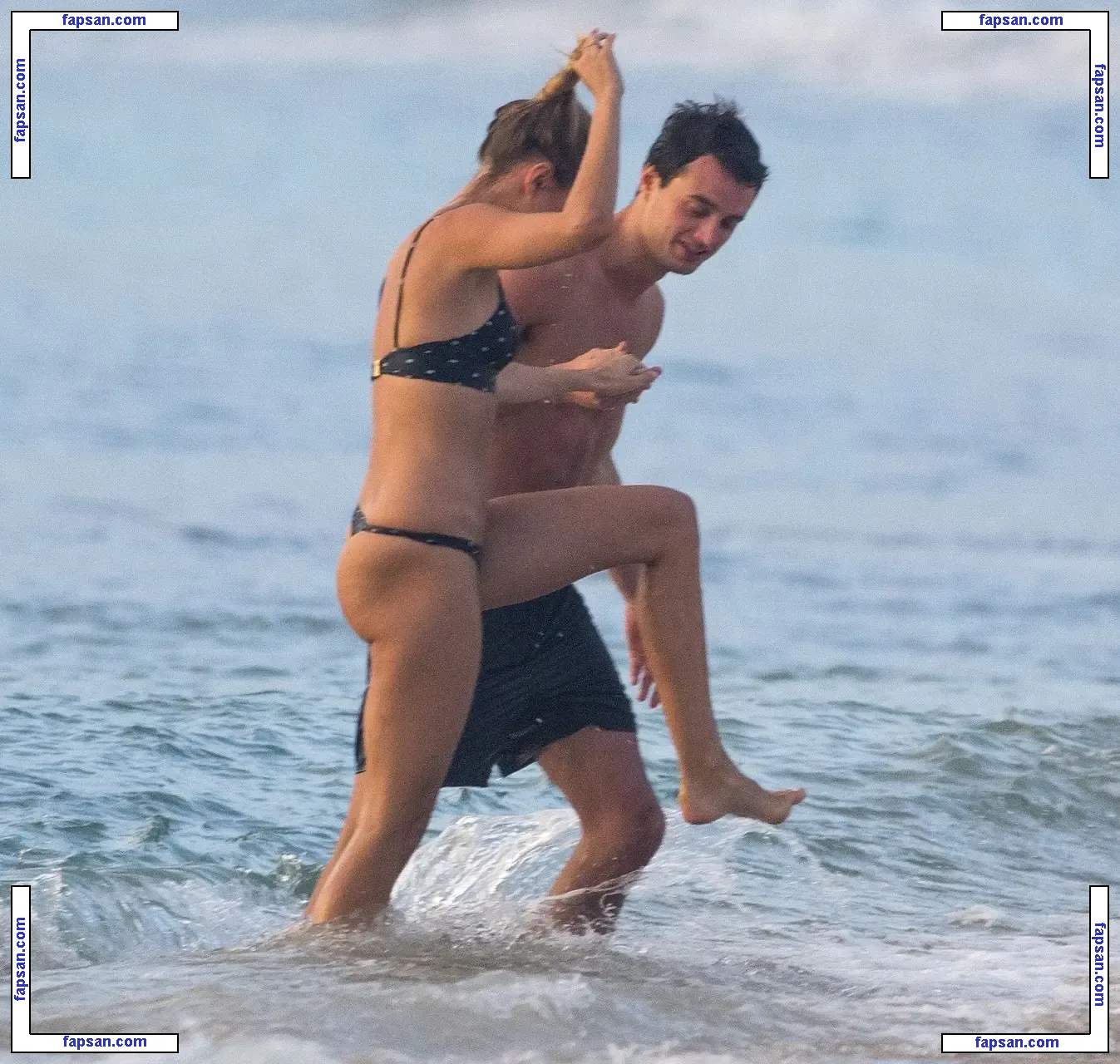 Kimberley Garner nude photo #1804 from OnlyFans