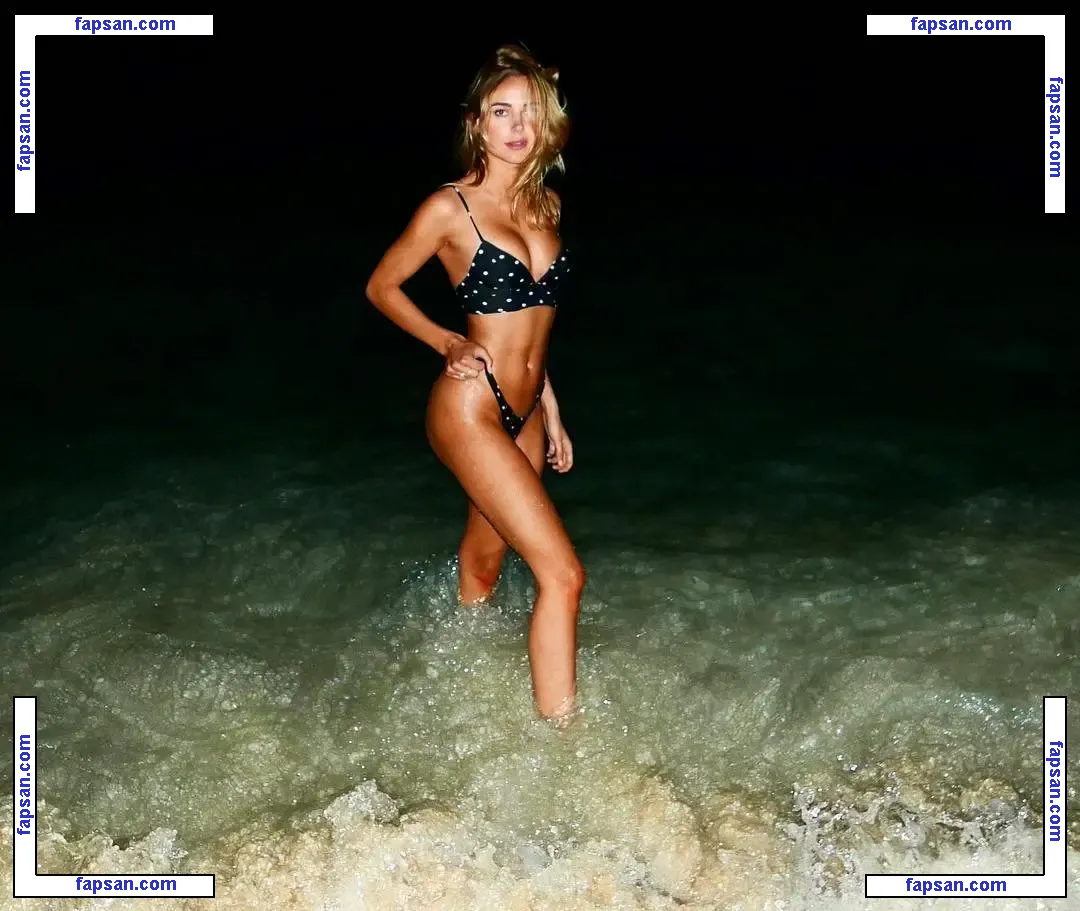 Kimberley Garner nude photo #1838 from OnlyFans