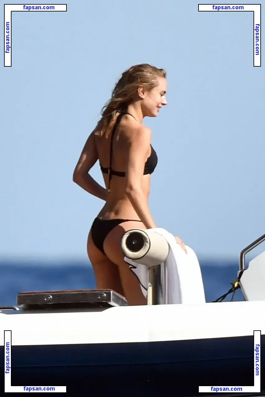 Kimberley Garner nude photo #2026 from OnlyFans