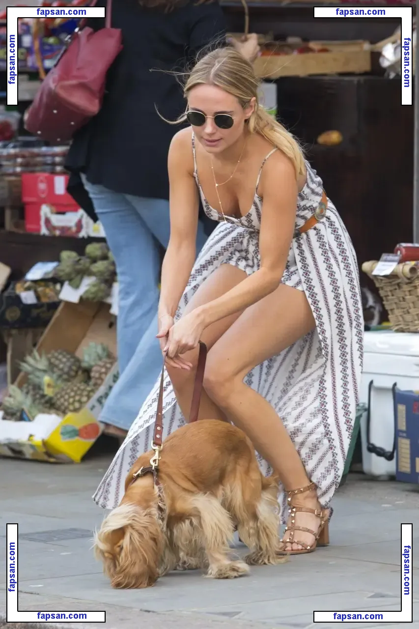 Kimberley Garner nude photo #2171 from OnlyFans