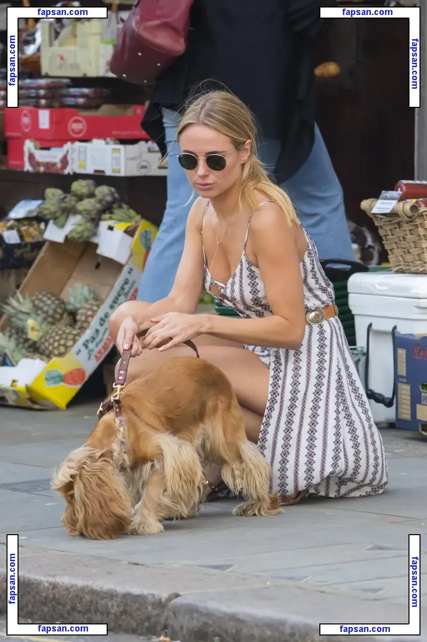 Kimberley Garner nude photo #2172 from OnlyFans