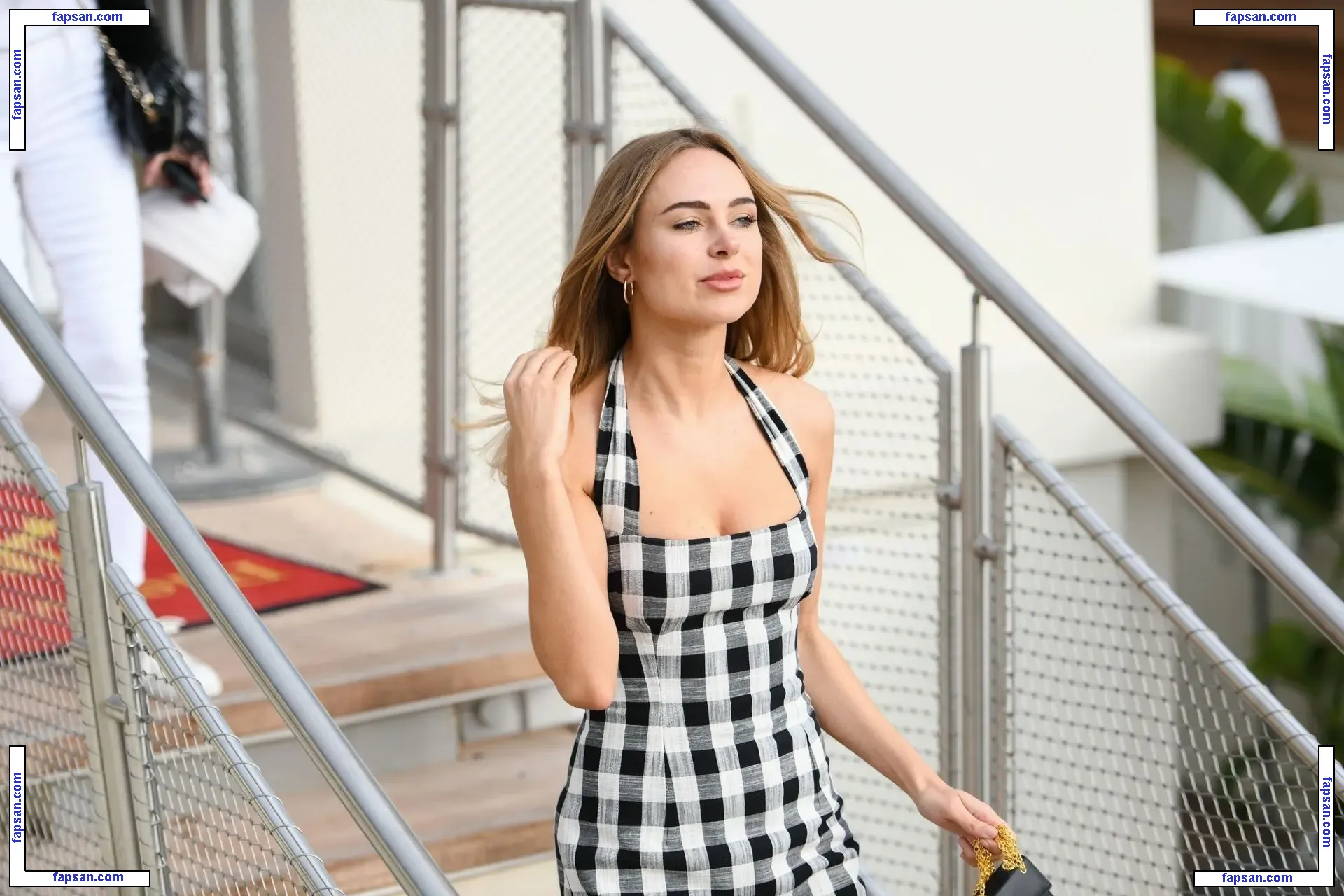 Kimberley Garner nude photo #2739 from OnlyFans