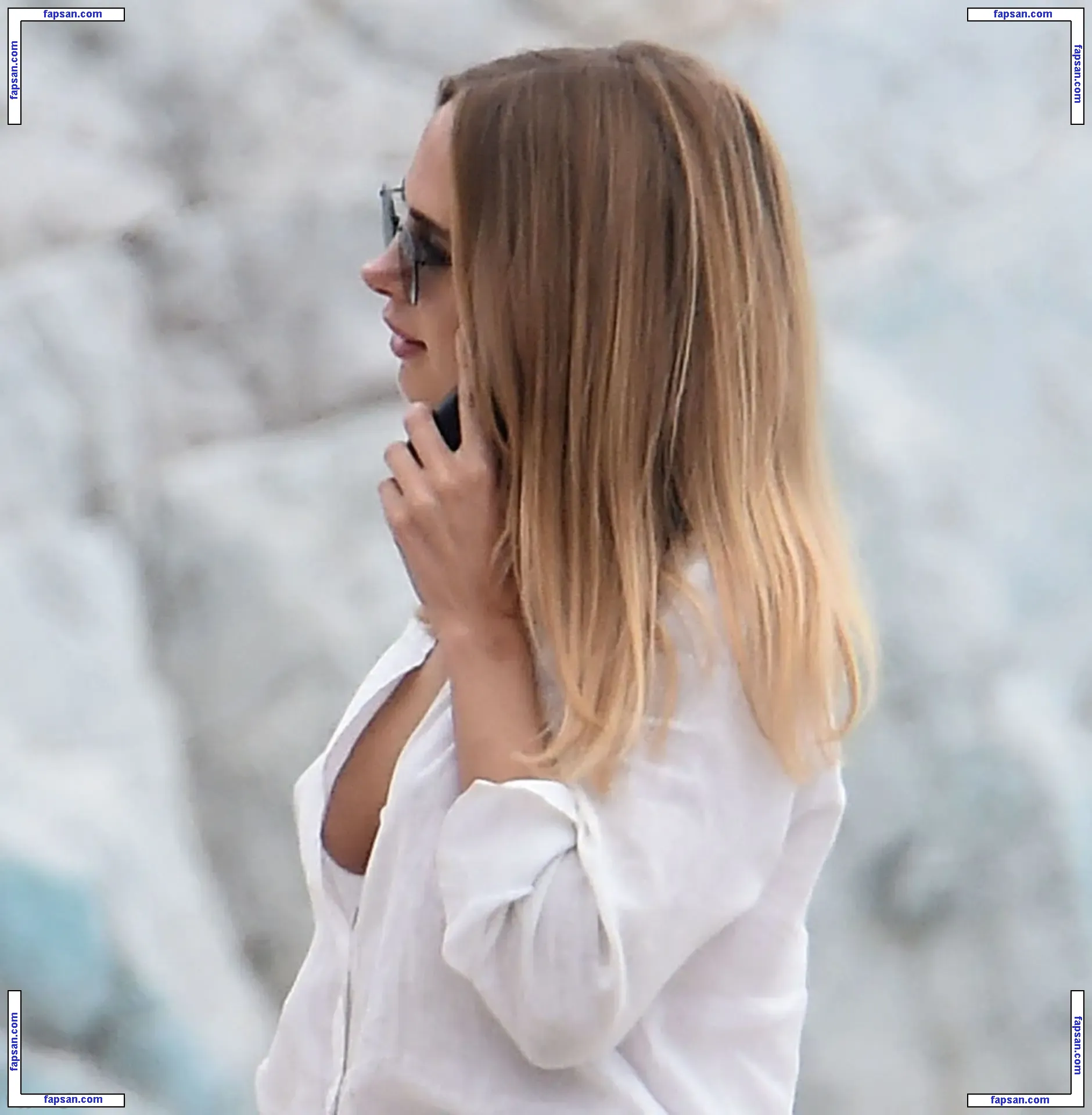 Kimberley Garner nude photo #2794 from OnlyFans