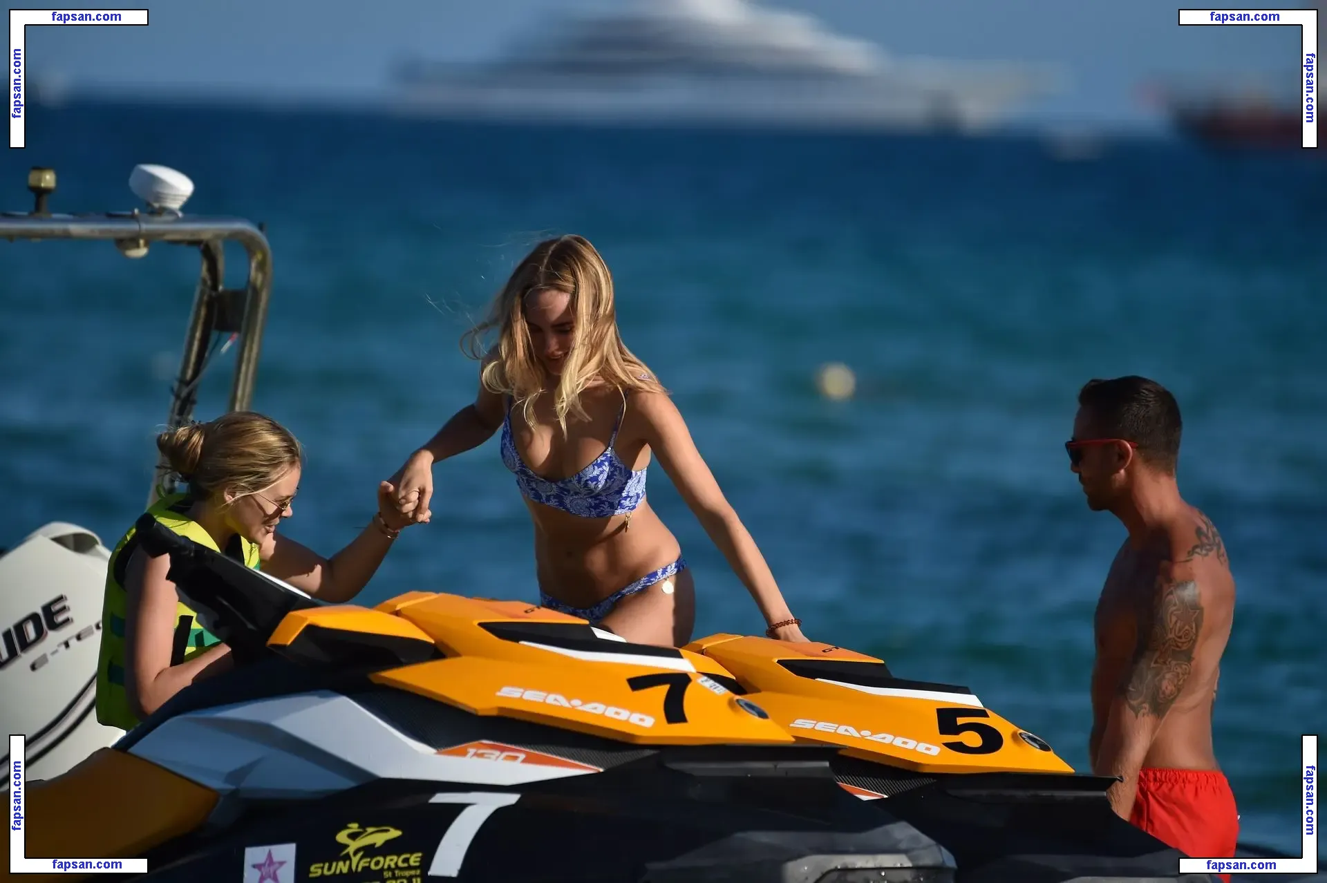 Kimberley Garner nude photo #3073 from OnlyFans