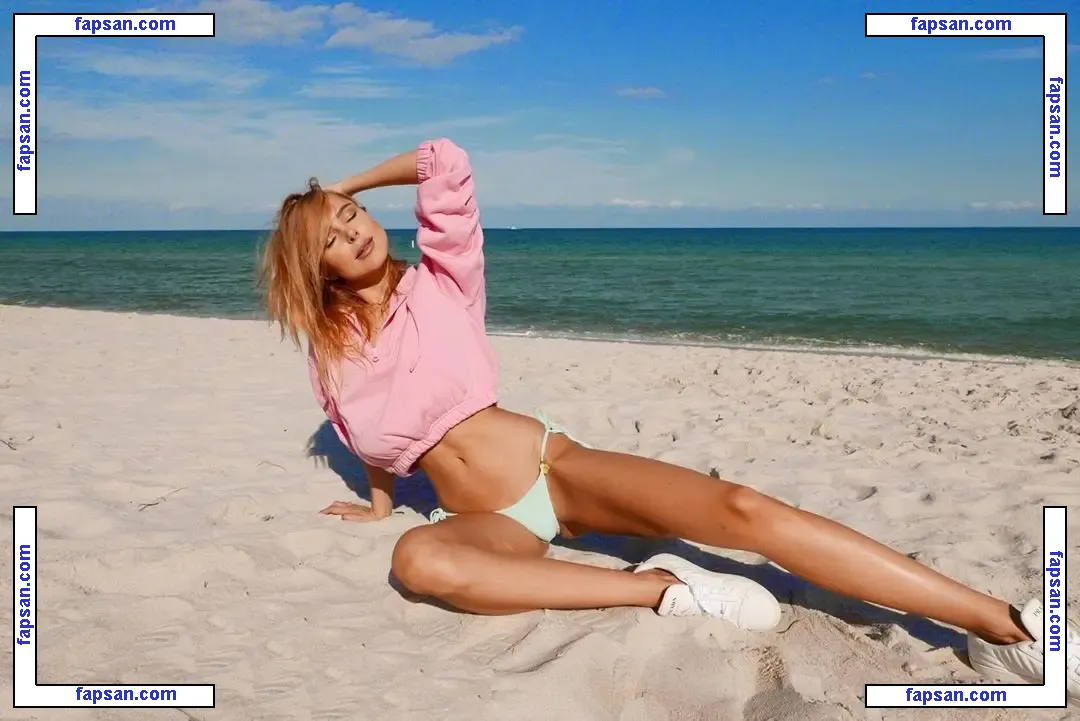 Kimberley Garner nude photo #3606 from OnlyFans