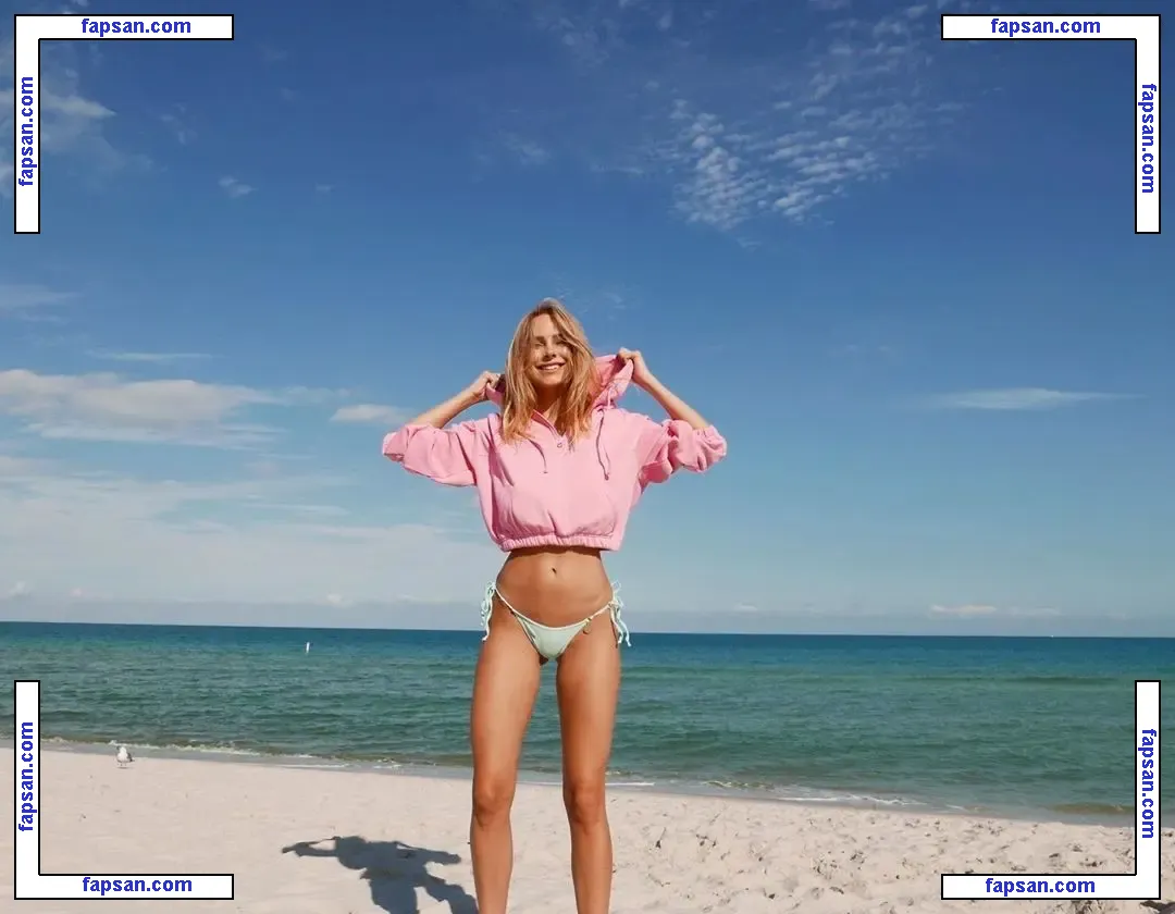 Kimberley Garner nude photo #3621 from OnlyFans
