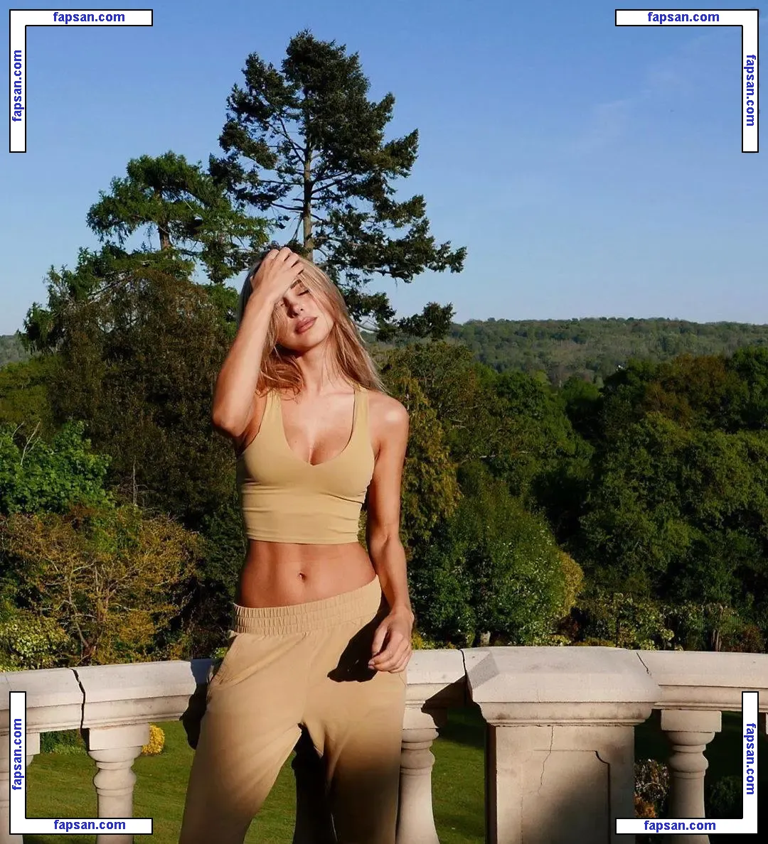 Kimberley Garner nude photo #3654 from OnlyFans