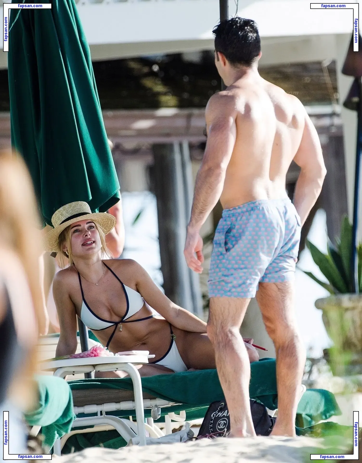 Kimberley Garner nude photo #4504 from OnlyFans