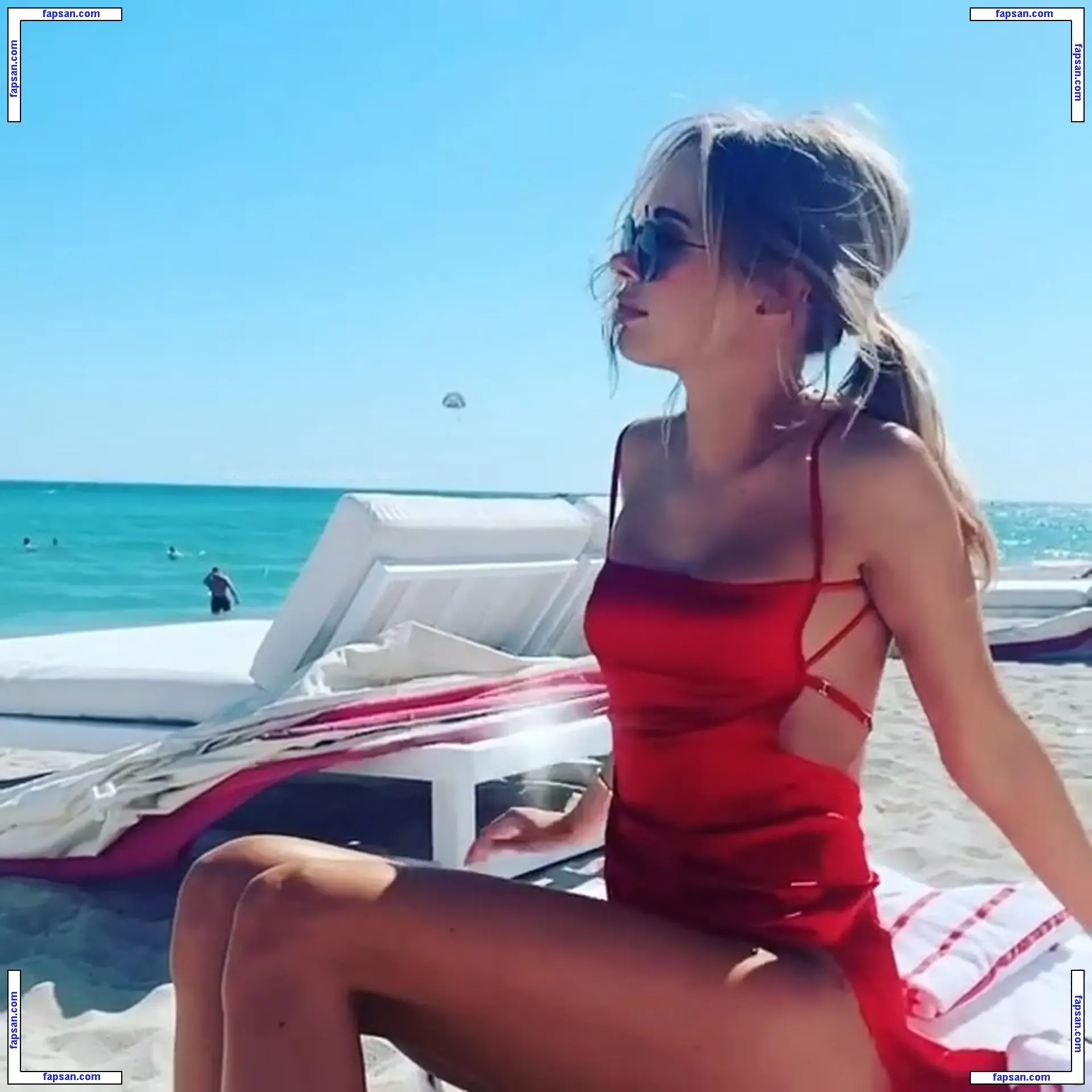 Kimberley Garner nude photo #4638 from OnlyFans
