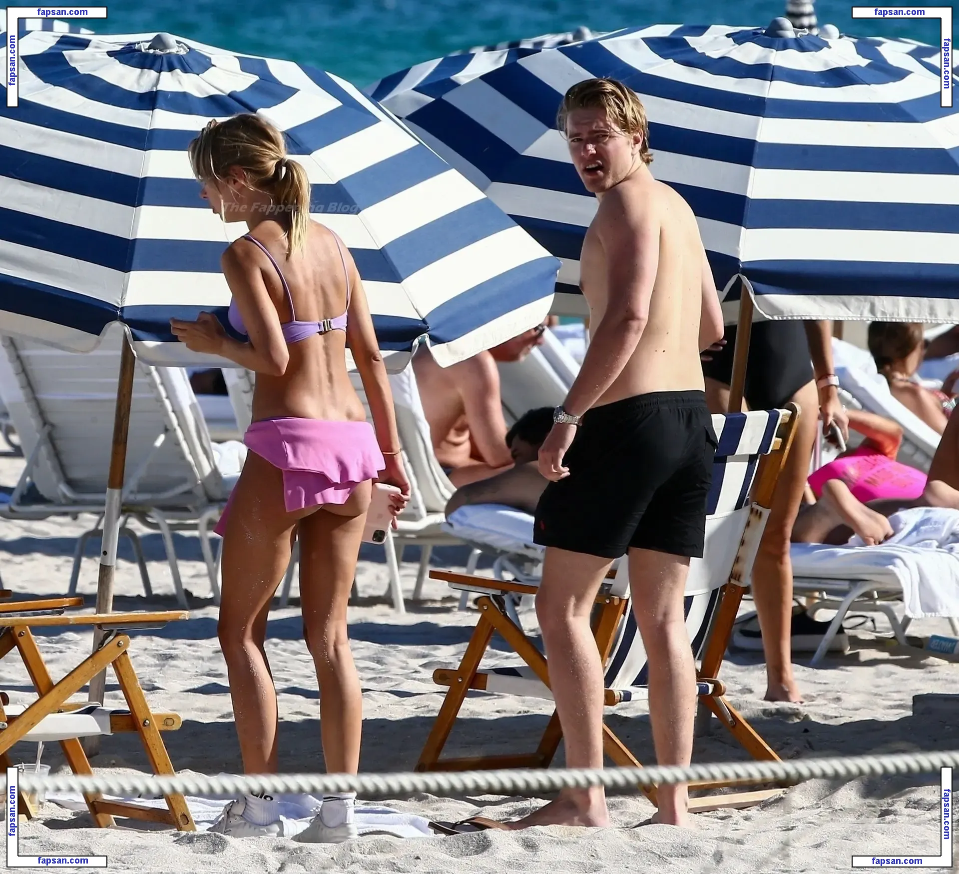 Kimberley Garner nude photo #4667 from OnlyFans