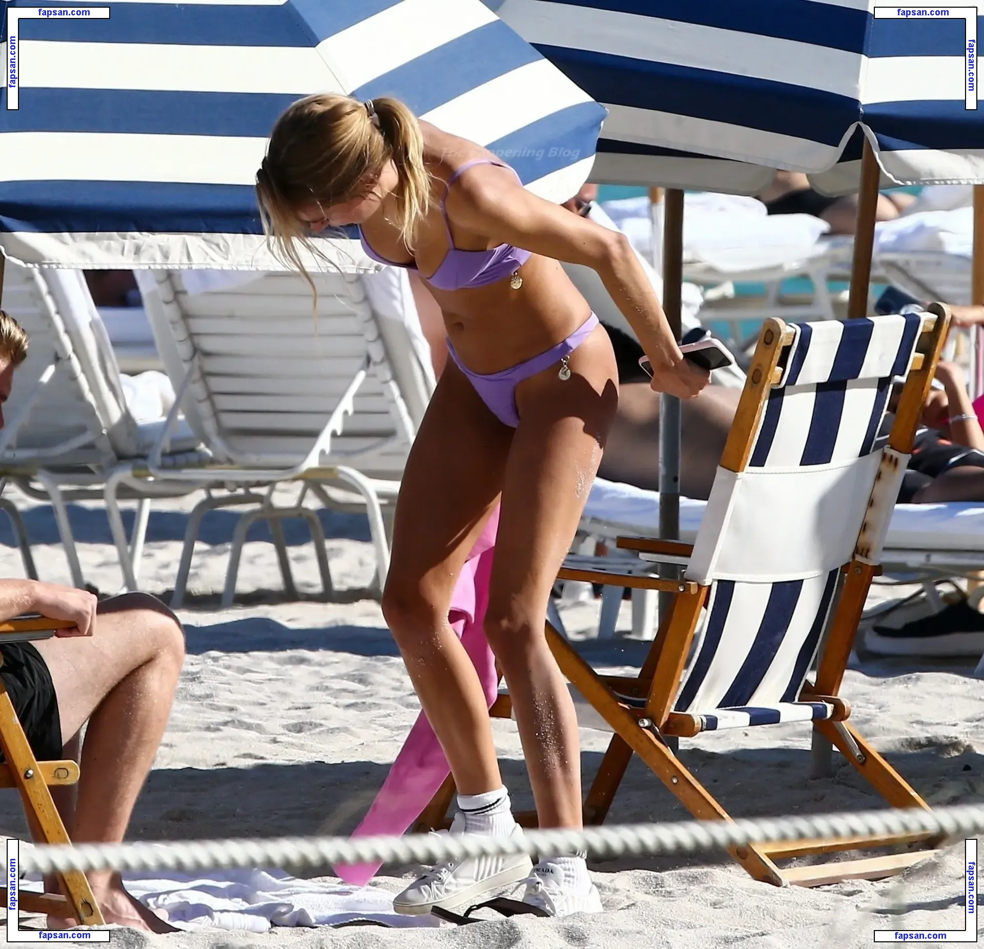 Kimberley Garner nude photo #4677 from OnlyFans