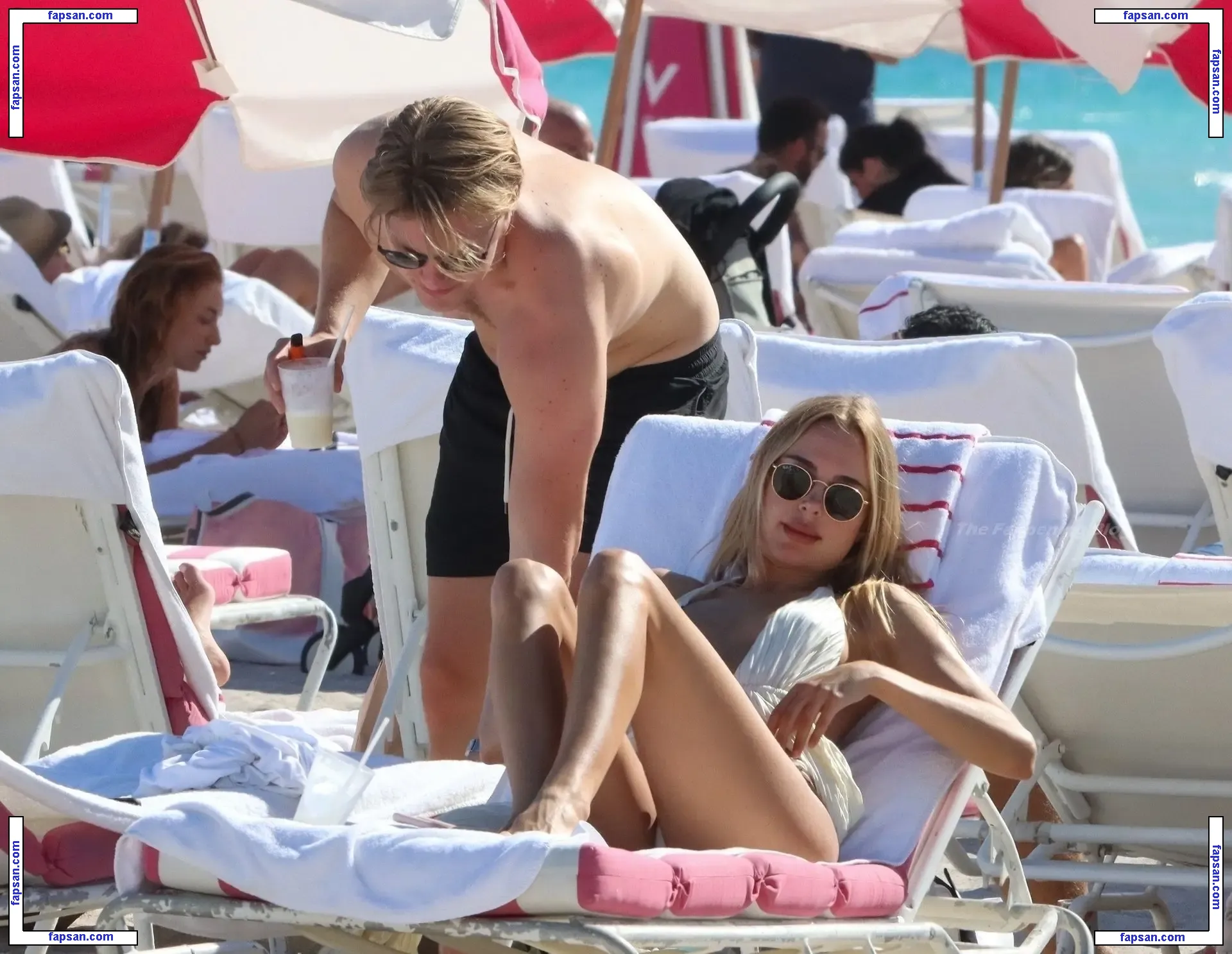 Kimberley Garner nude photo #4706 from OnlyFans