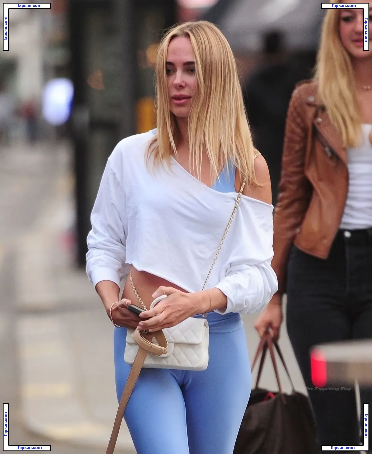 Kimberley Garner nude photo #5041 from OnlyFans