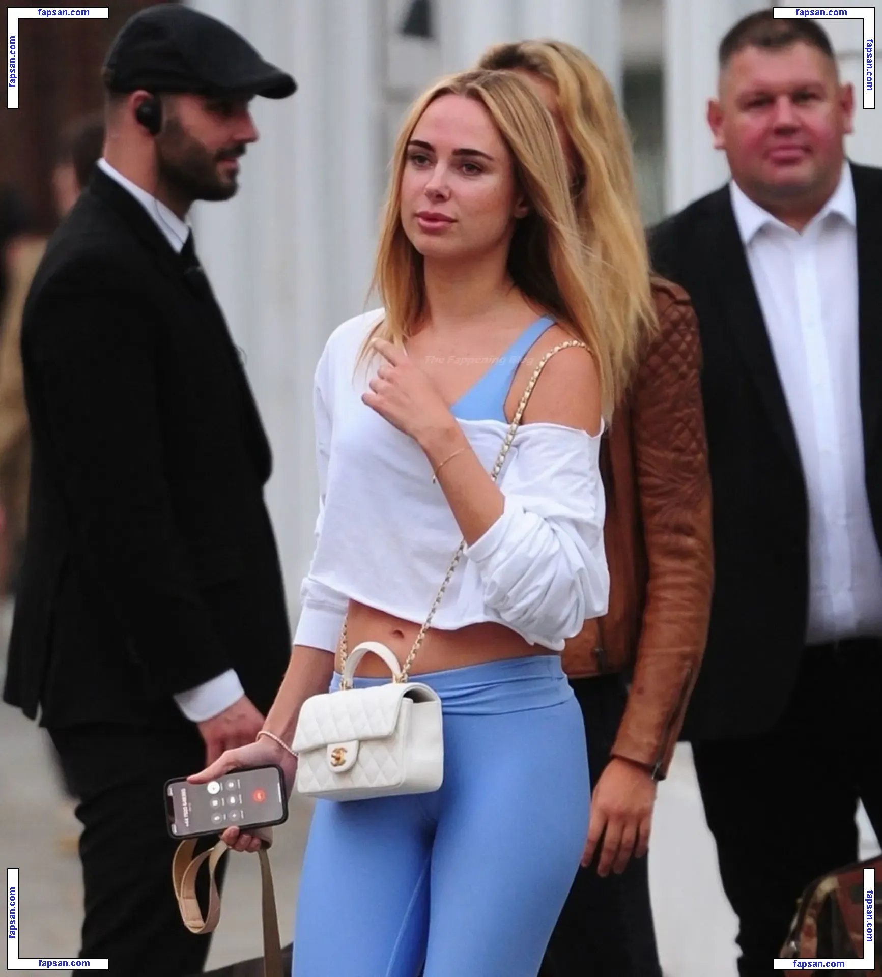 Kimberley Garner nude photo #5043 from OnlyFans