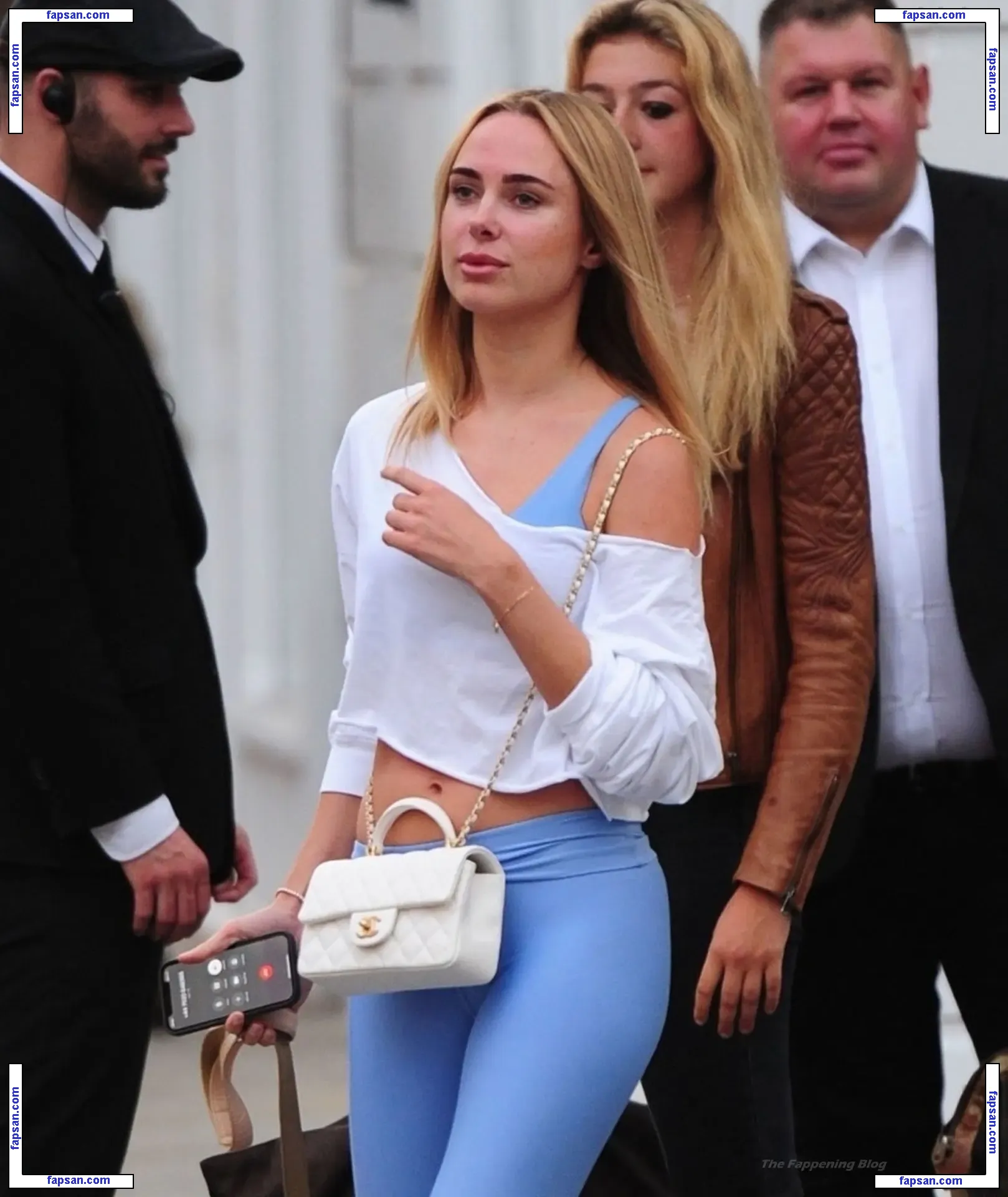 Kimberley Garner nude photo #5053 from OnlyFans