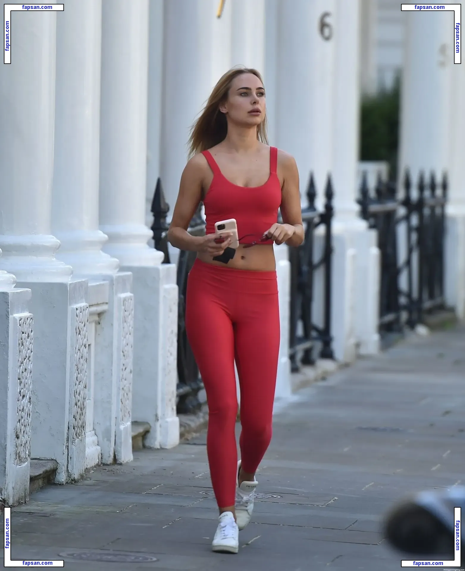 Kimberley Garner nude photo #5071 from OnlyFans