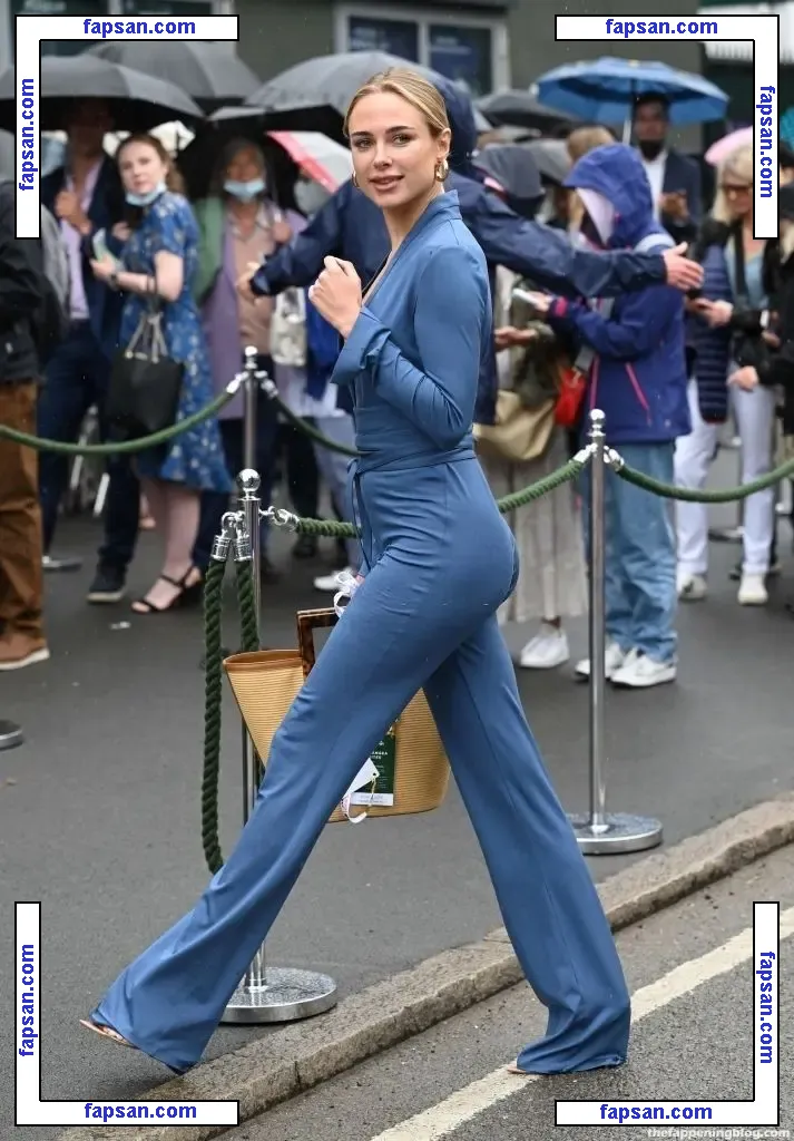 Kimberley Garner nude photo #5076 from OnlyFans