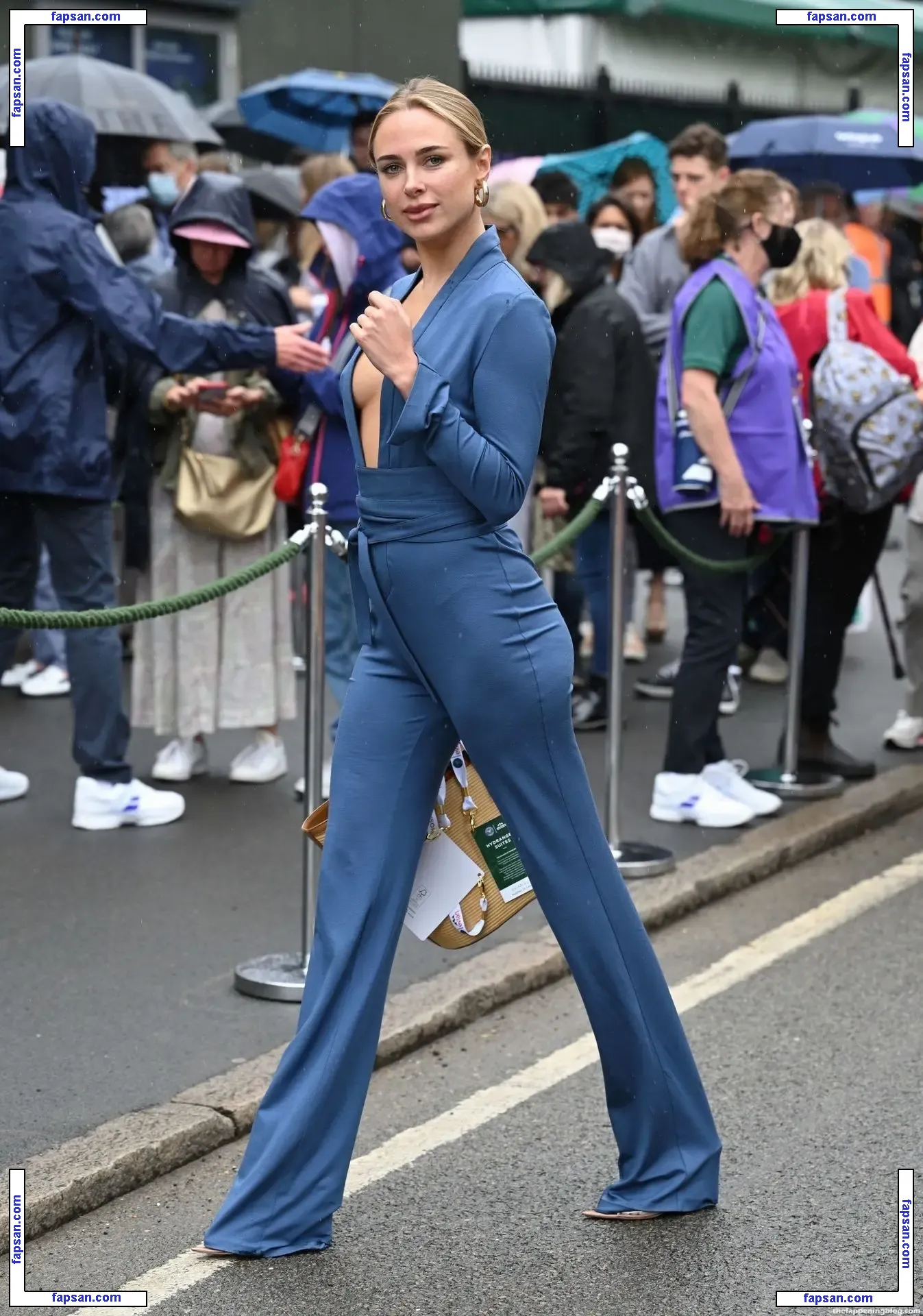 Kimberley Garner nude photo #5096 from OnlyFans