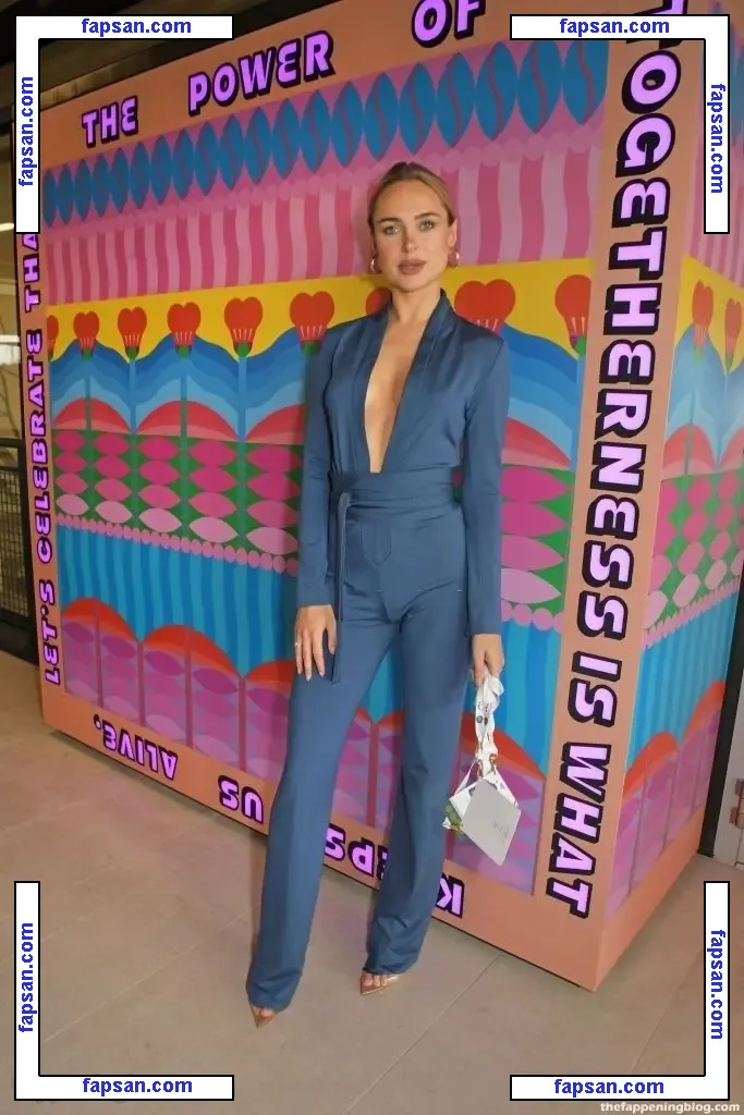 Kimberley Garner nude photo #5120 from OnlyFans