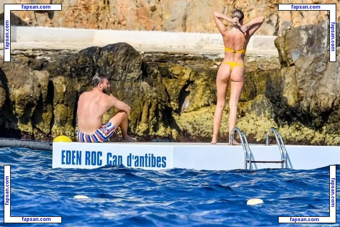 Kimberley Garner nude photo #5197 from OnlyFans