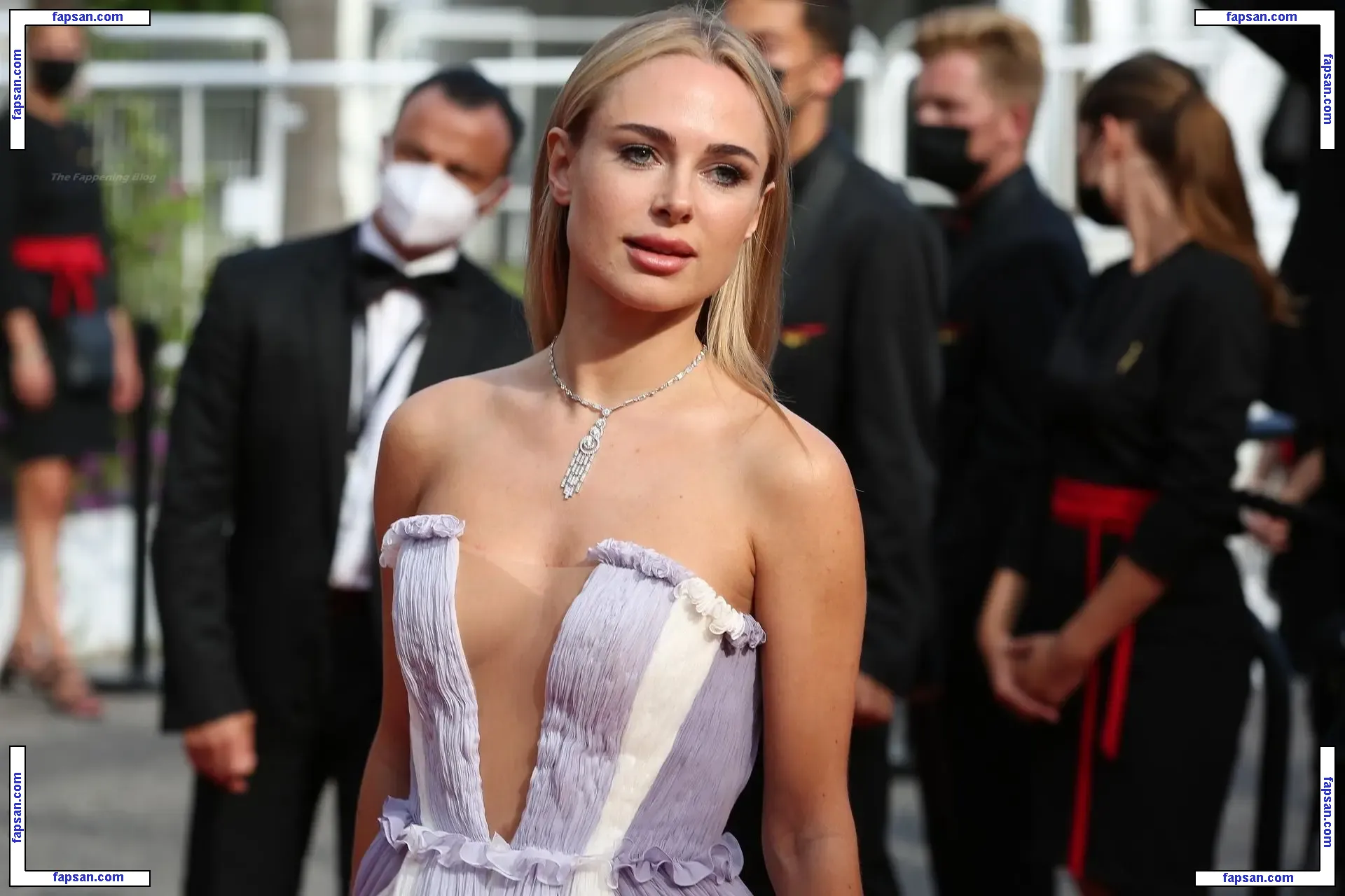 Kimberley Garner nude photo #5300 from OnlyFans