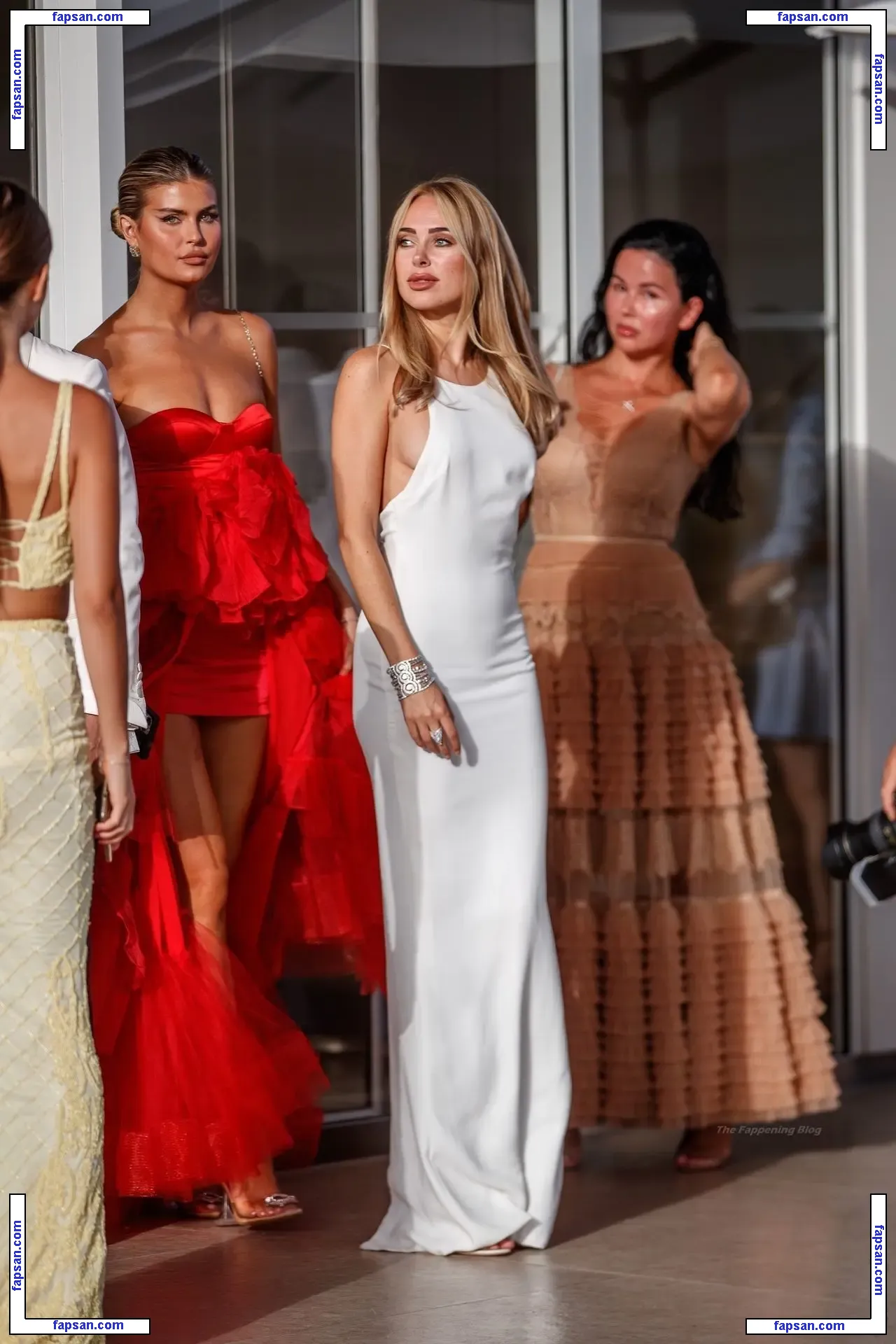 Kimberley Garner nude photo #5375 from OnlyFans