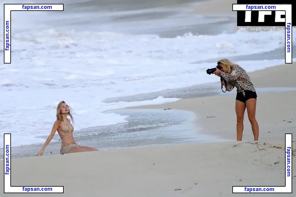 Kimberley Garner nude photo #5650 from OnlyFans