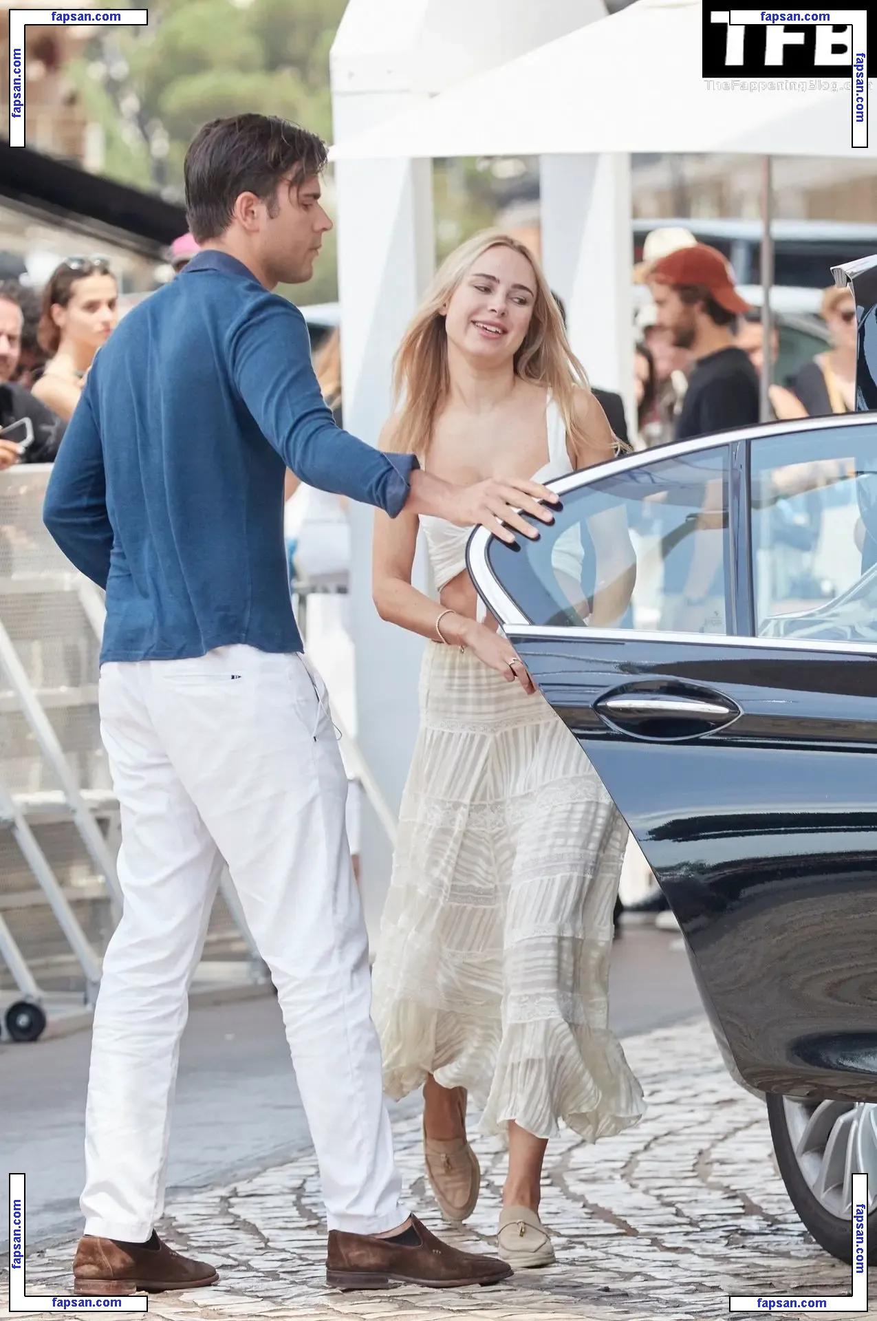 Kimberley Garner nude photo #6524 from OnlyFans