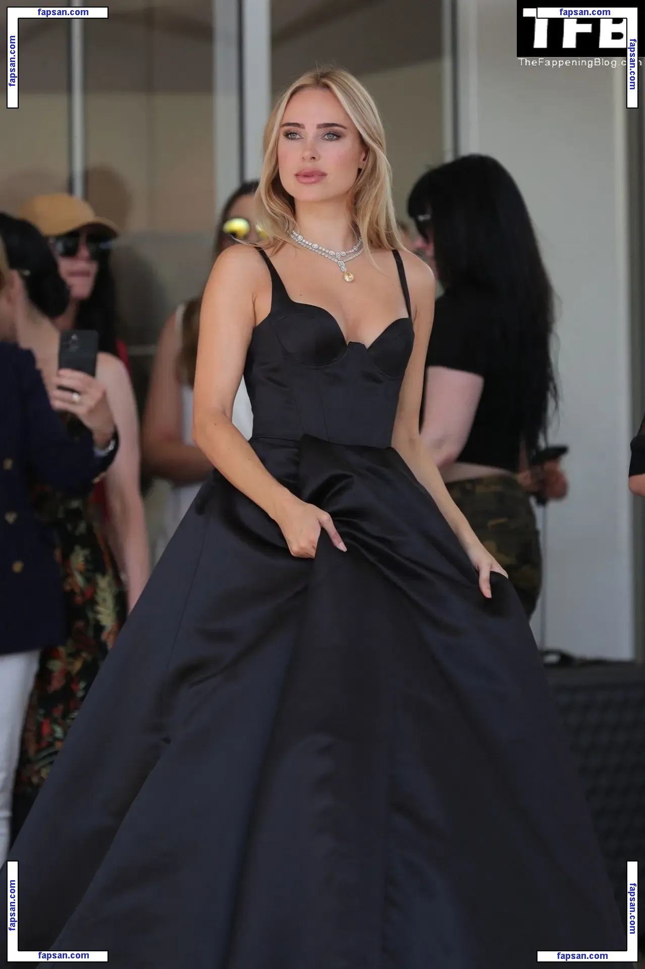 Kimberley Garner nude photo #6538 from OnlyFans
