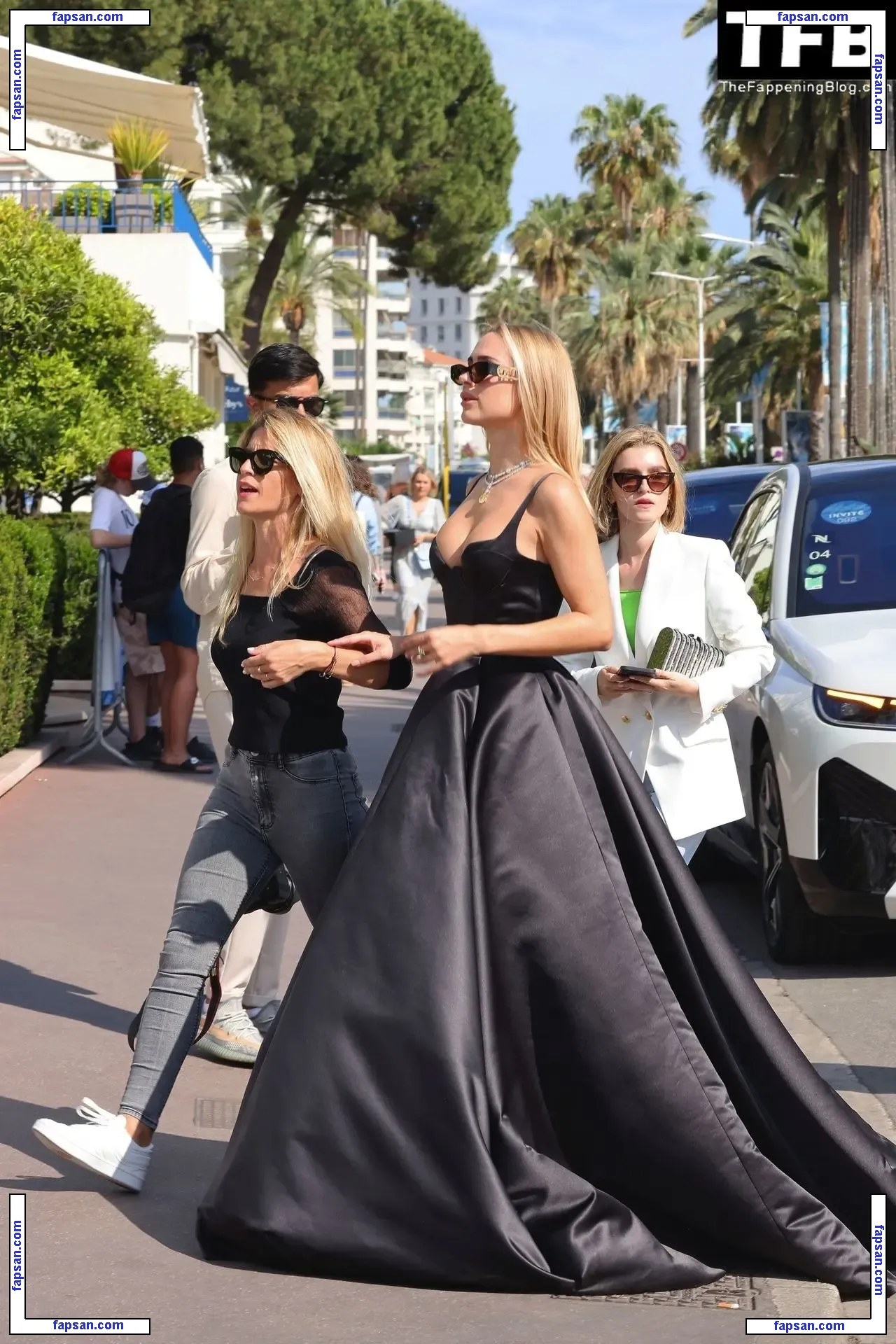 Kimberley Garner nude photo #6550 from OnlyFans