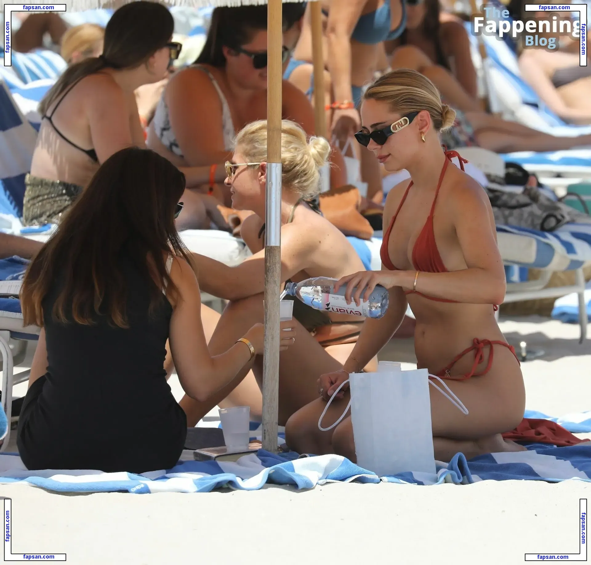 Kimberley Garner nude photo #6975 from OnlyFans